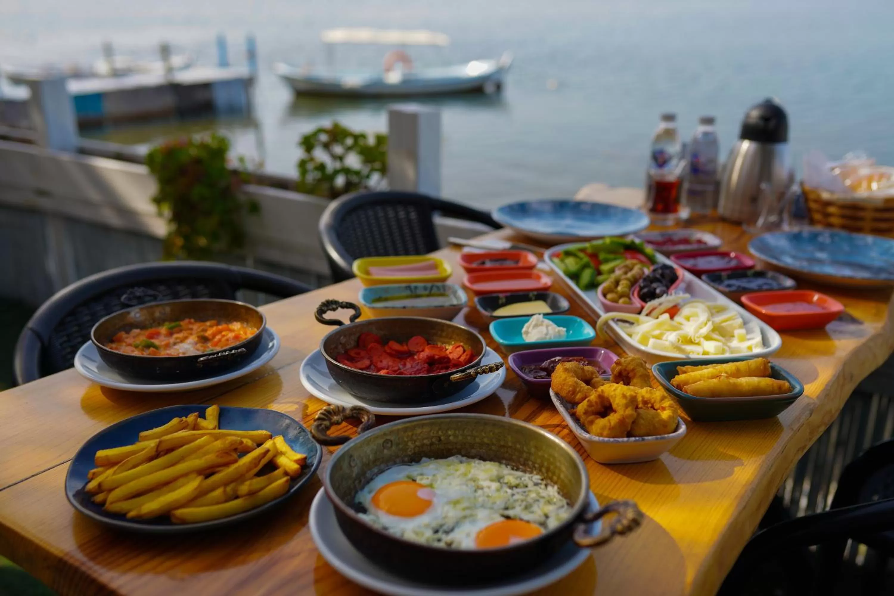 Food and drinks in QCUNDA OTEL