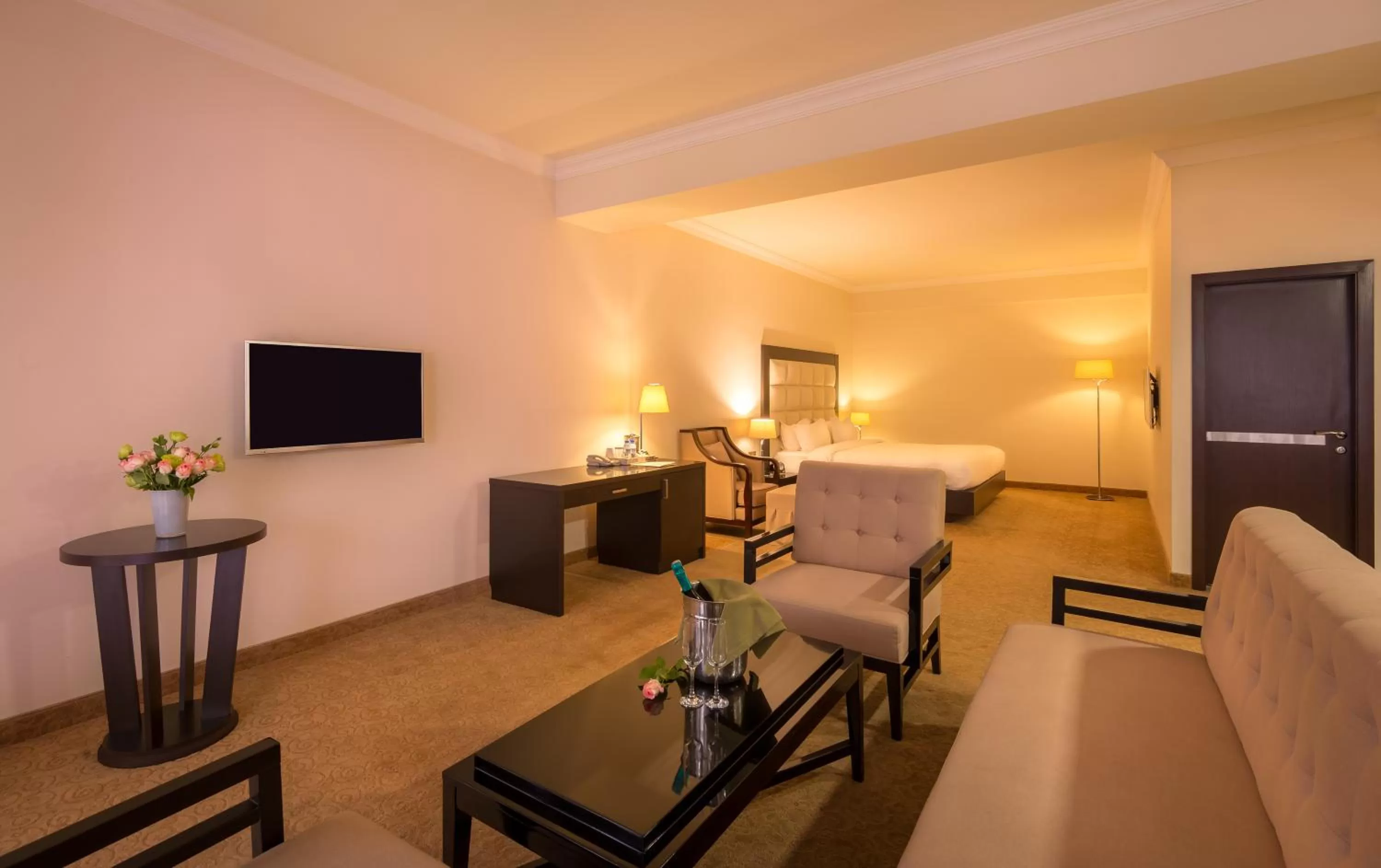 Living room in Paris Hotel Yerevan