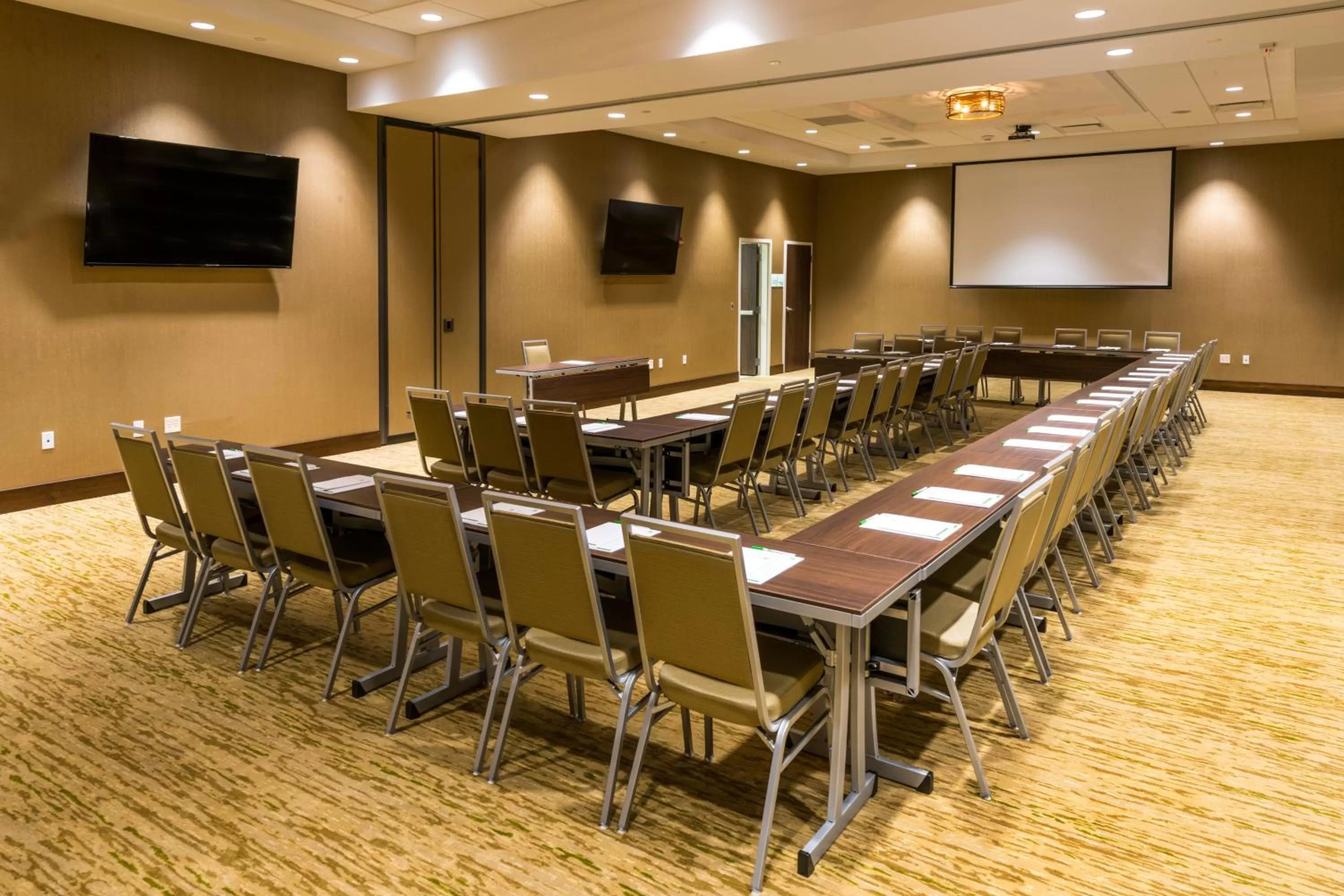 Meeting/conference room in Holiday Inn Paducah Riverfront by IHG