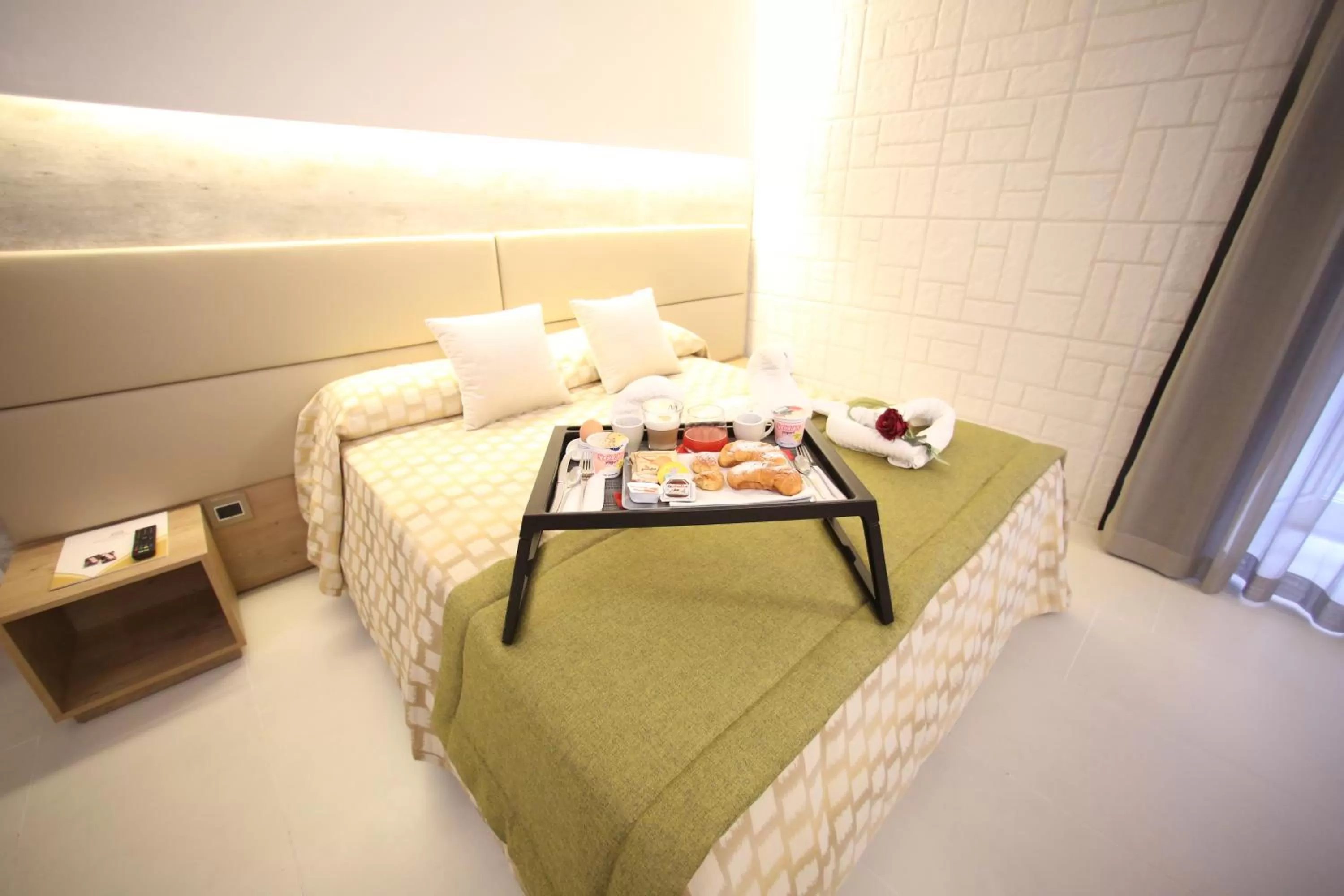 Bed in Relais Piazza Del Plebiscito B&B