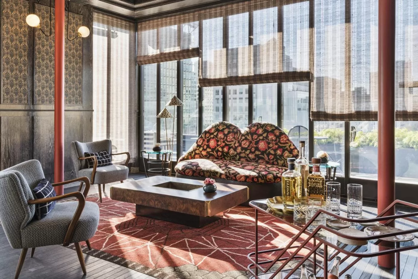 Lounge or bar in San Francisco Proper Hotel, a Member of Design Hotels