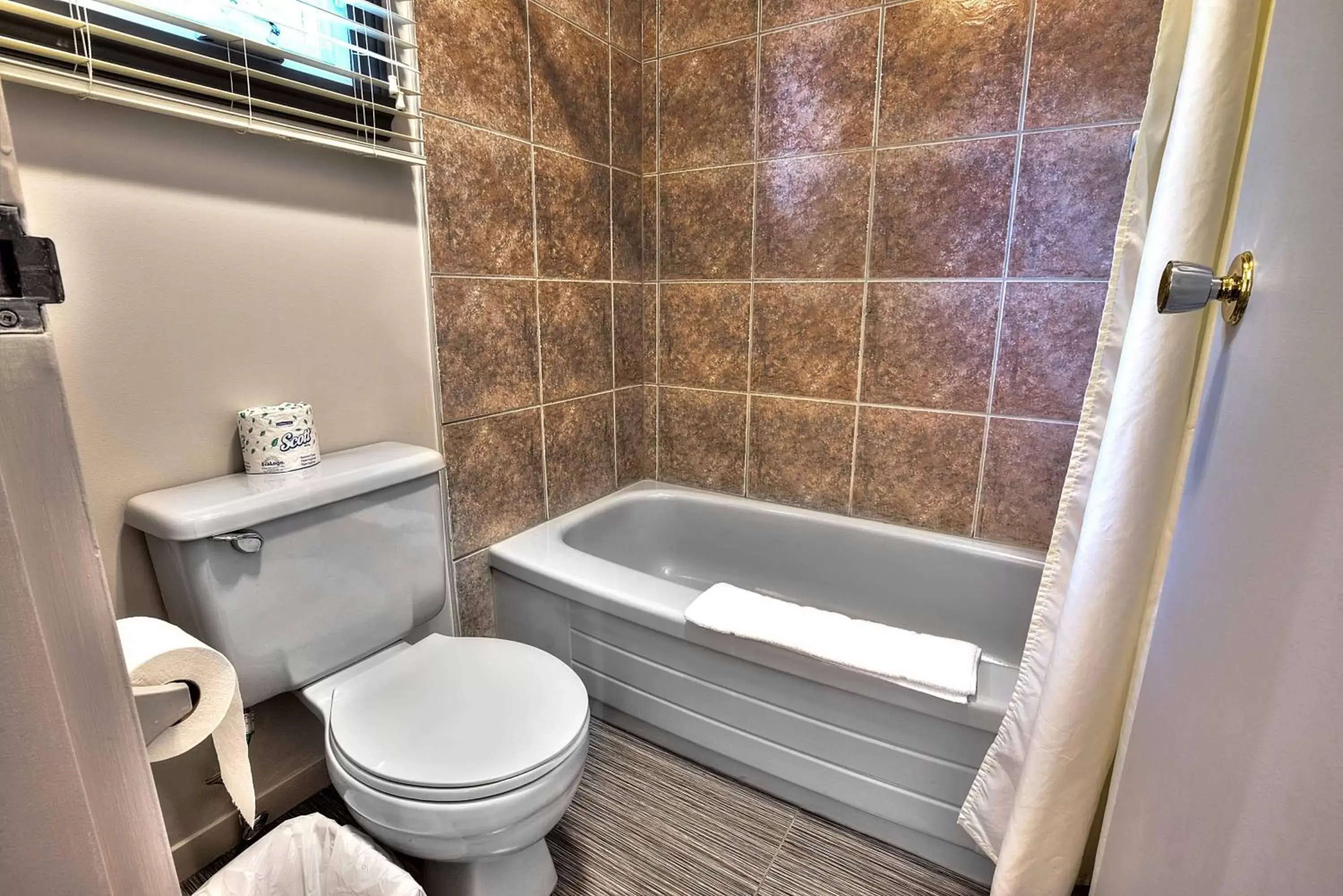 Queen Room in Motel et Camping Etchemin Queen Room in Motel et Camping Etchemin