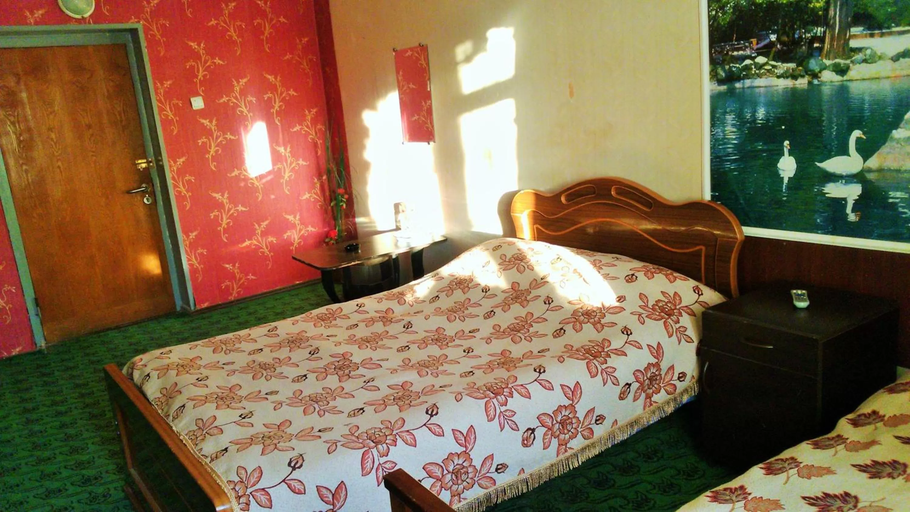 Bed in Hotel Lilo near Airport