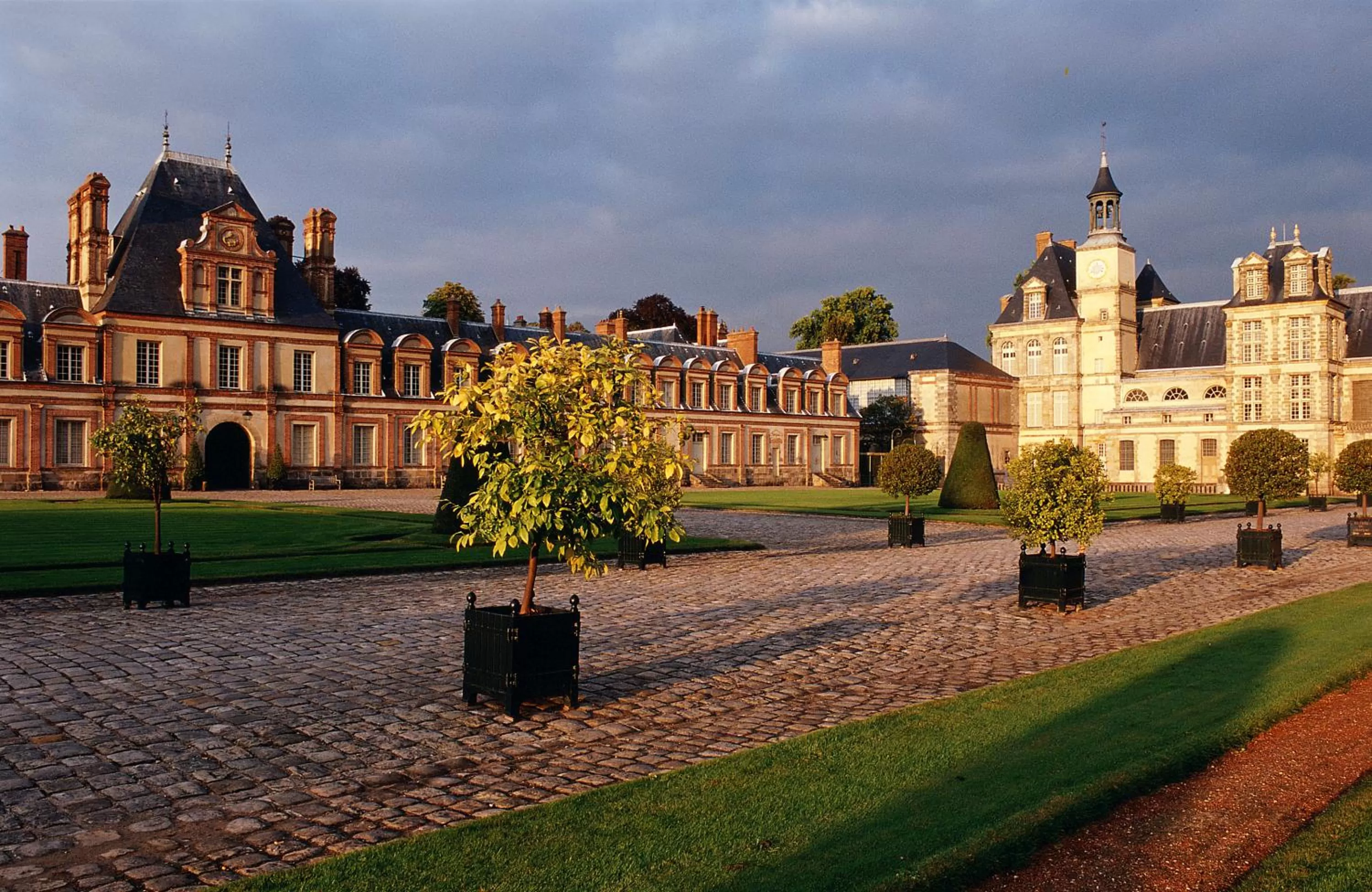 Off site in ibis budget Fontainebleau Avon