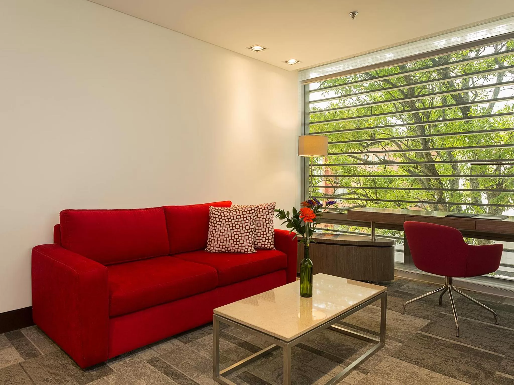 Living room in EK Hotel By Preferred Hotels Group