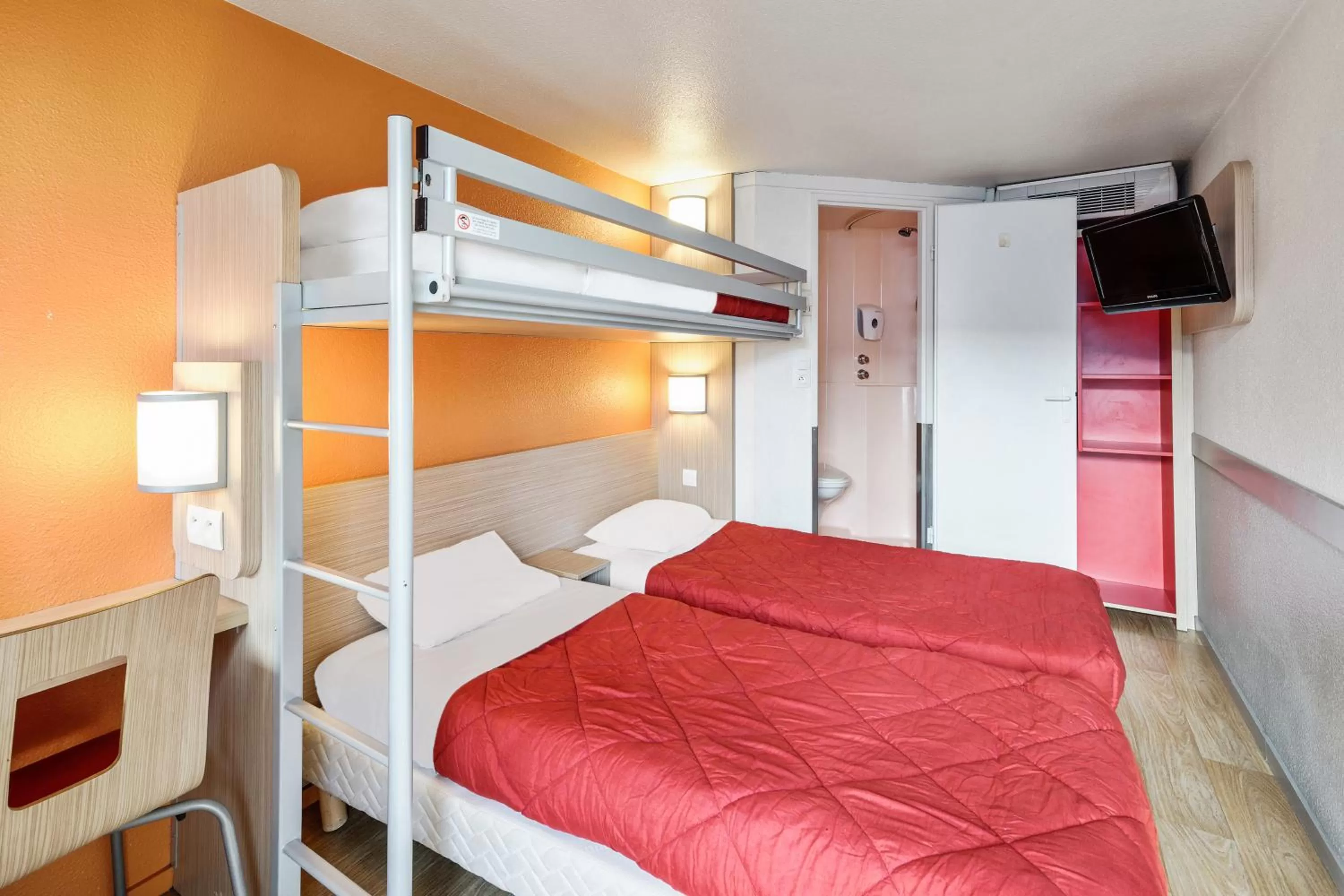 bunk bed, Bed in Premiere Classe Dijon Sud - Marsannay