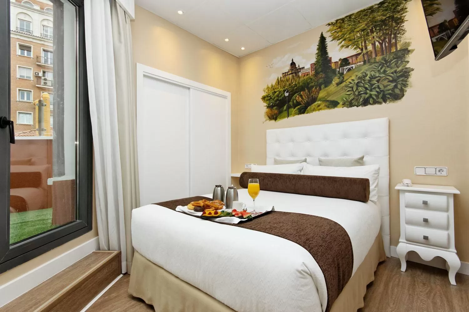 Bed in Grupotel Mayorazgo