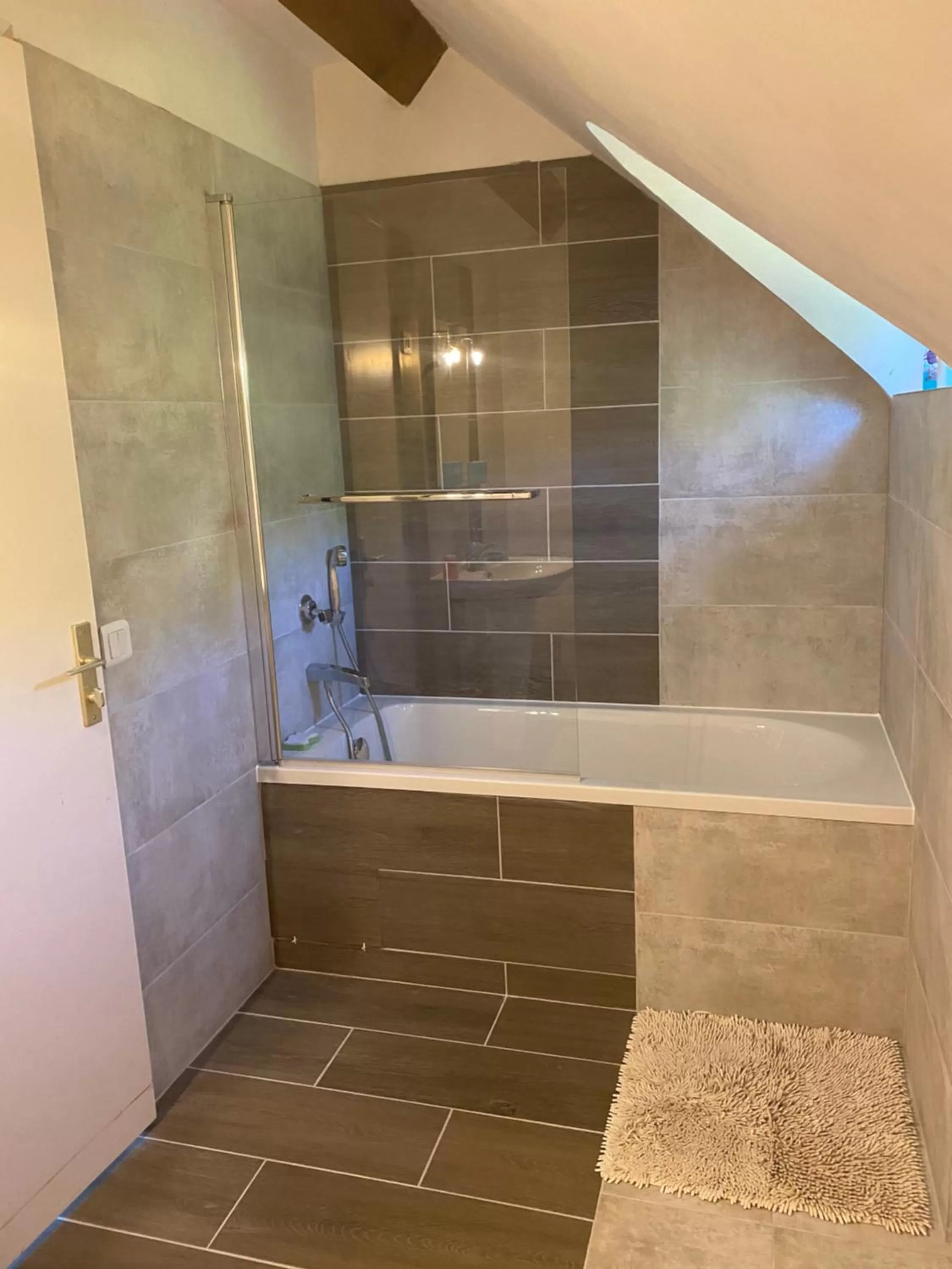 Bathroom in Suite alcôve confort