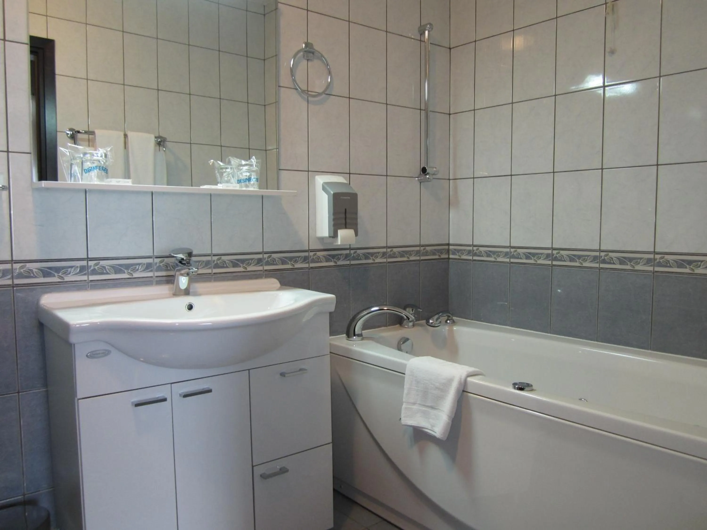 Bathroom in Hotel Grand