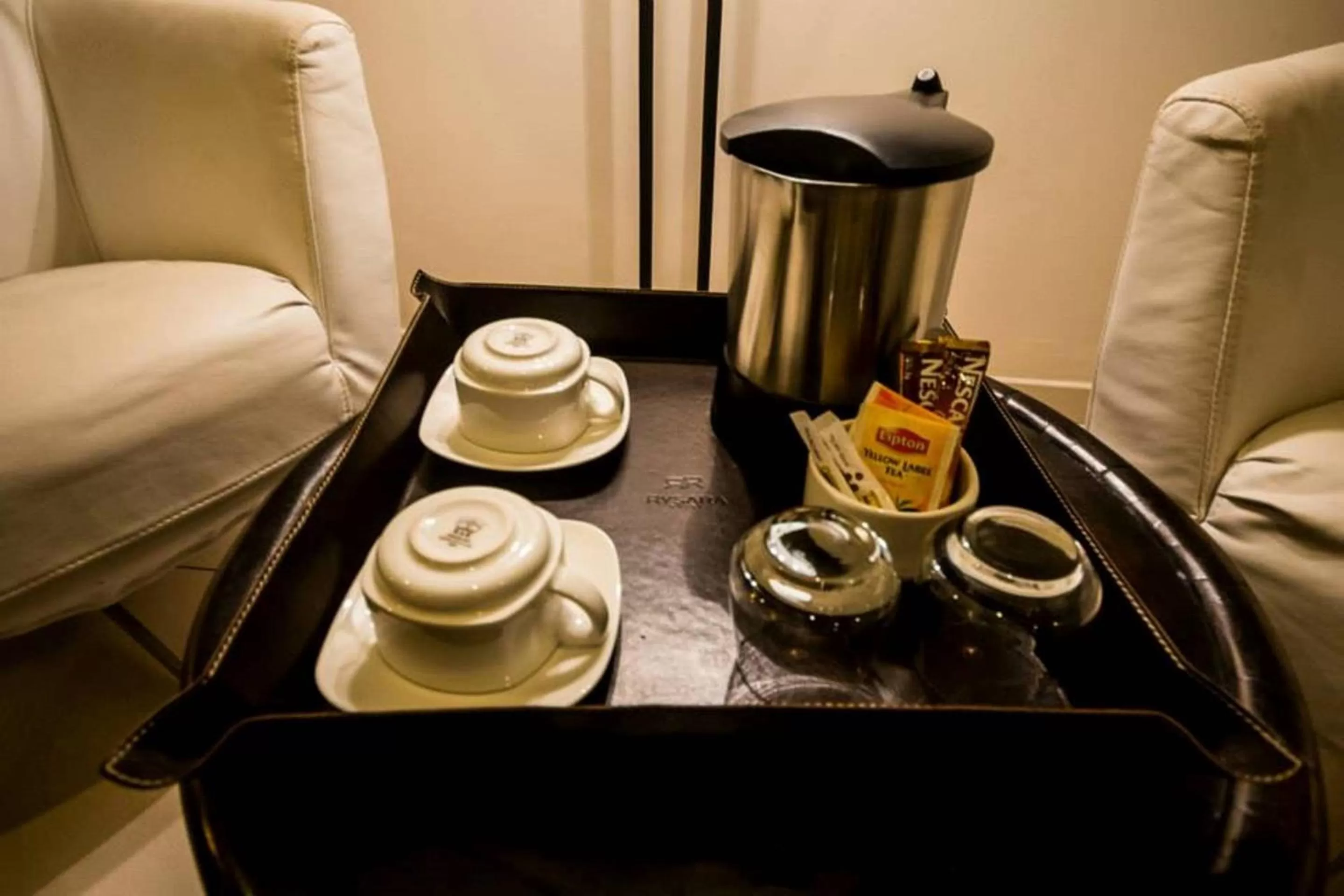 Coffee/tea facilities in Rysara Hotel