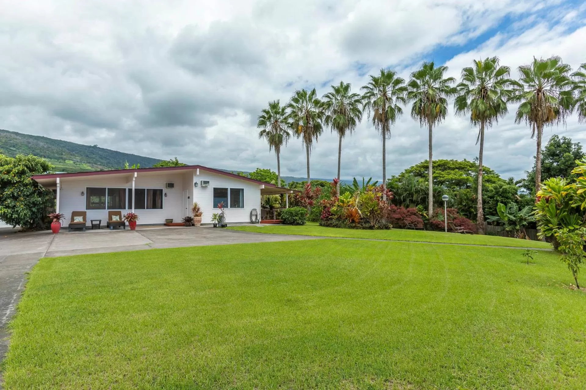 Garden view in Luana Inn