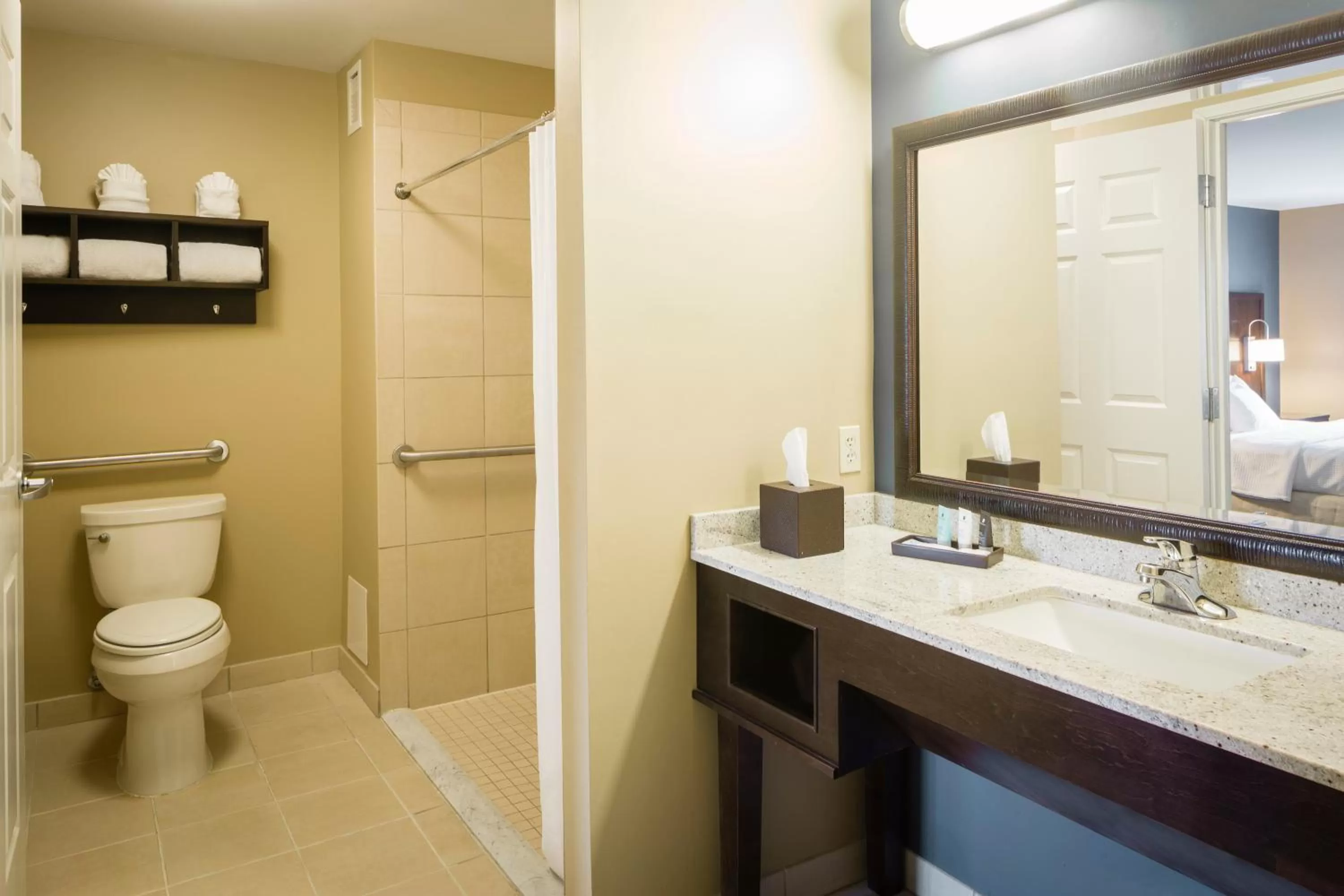 Bathroom in Nationwide Hotel and Conference Center