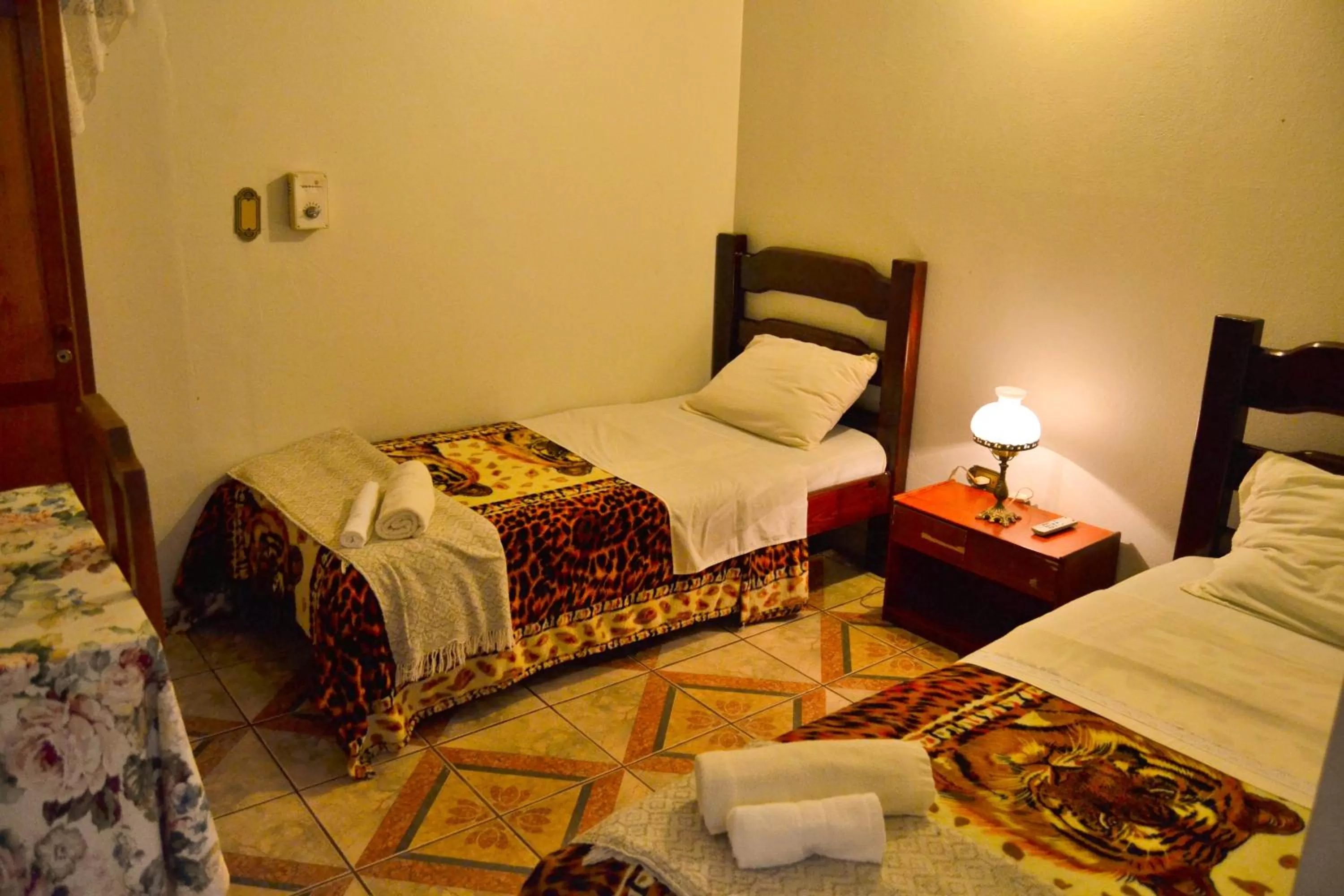 Bedroom, Bed in Hotel & Restaurante Guarania