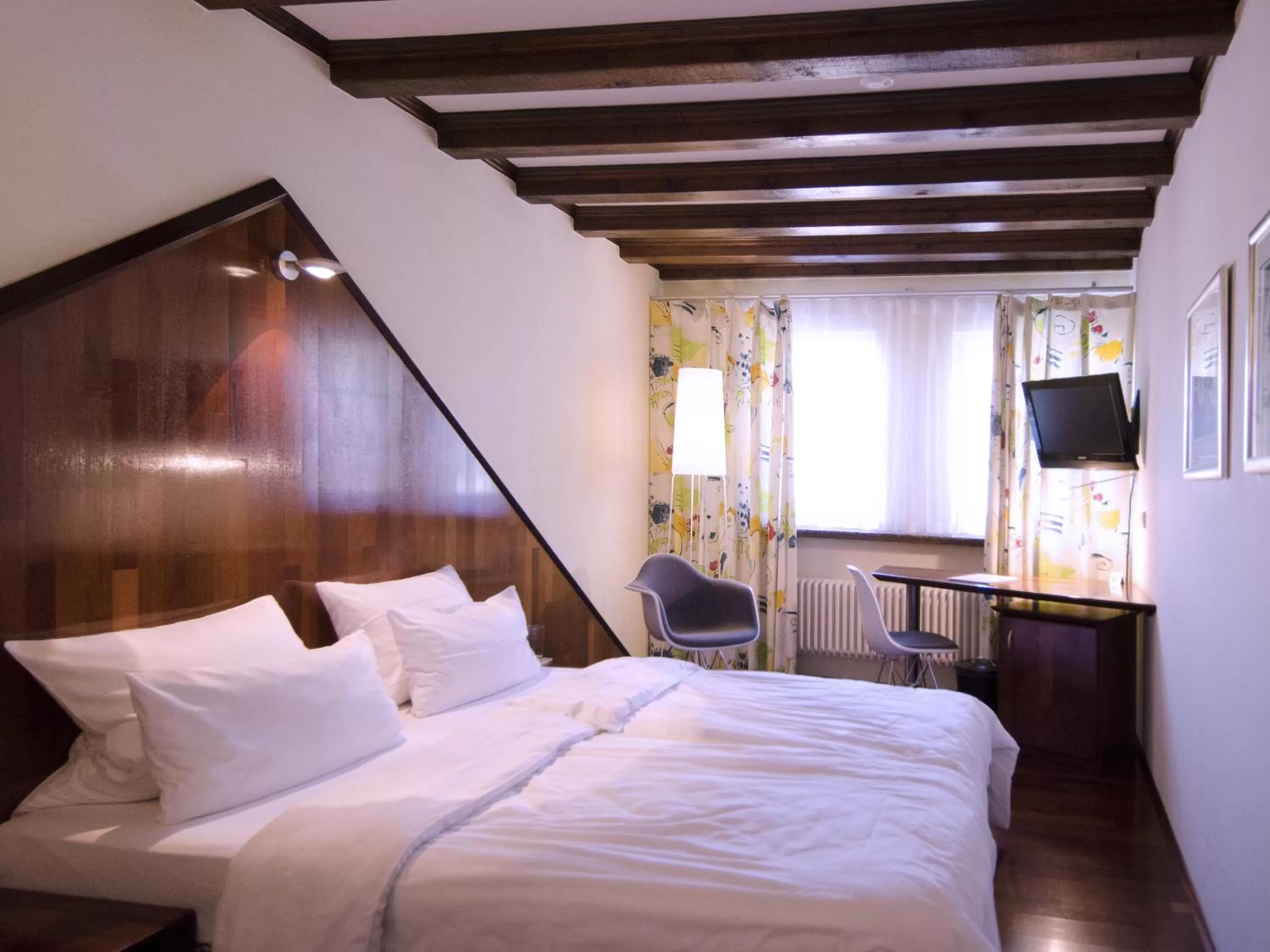 Deluxe Double Room with Shower in Hotel Scholl