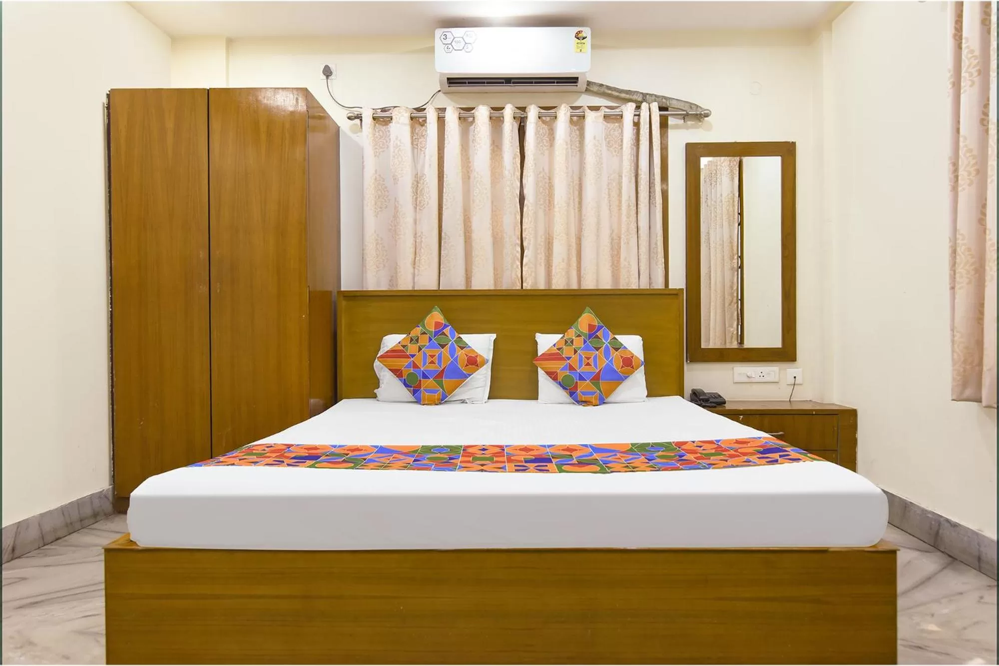 Bed in FabHotel The Eden Ruby