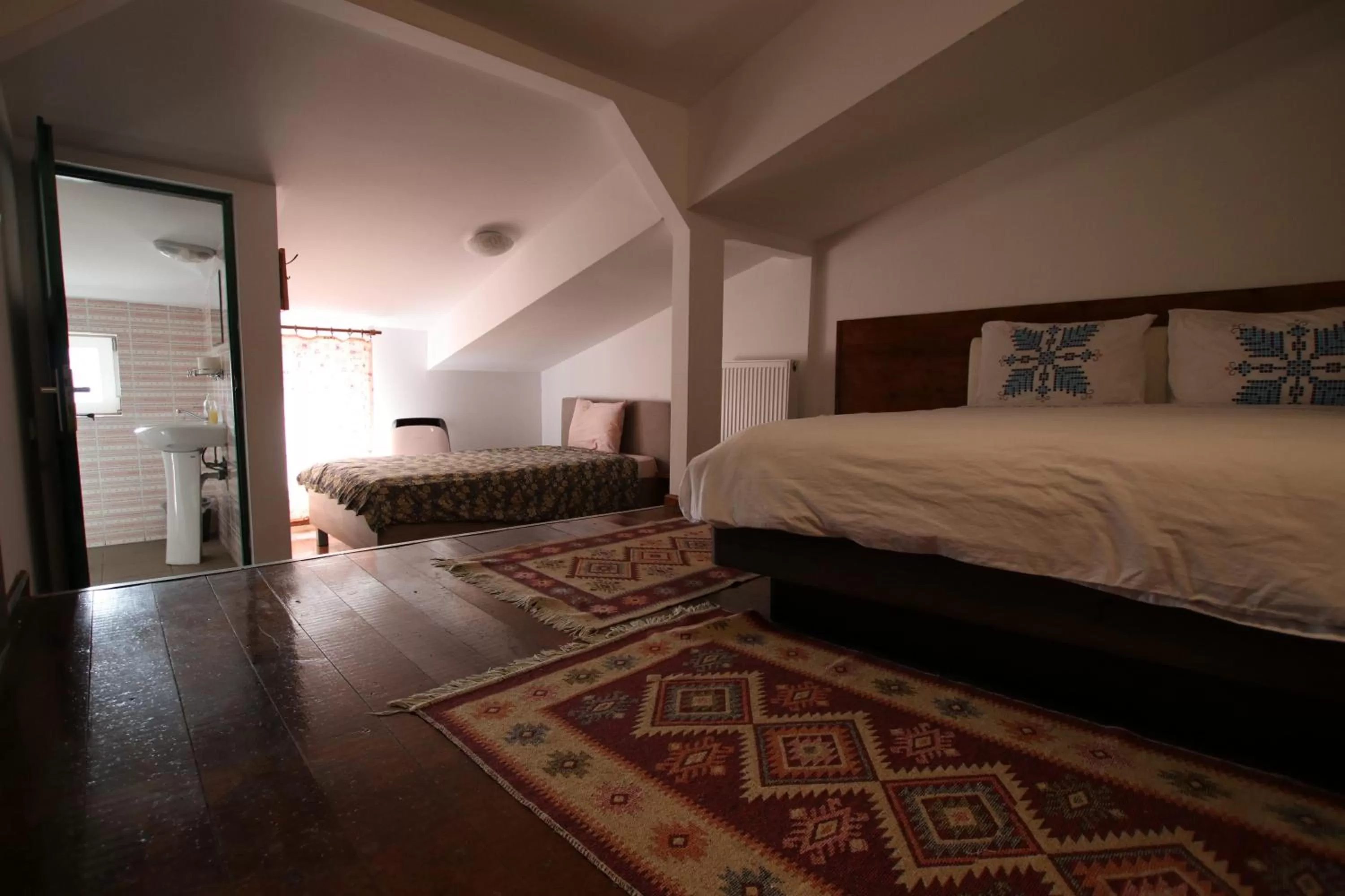 Bed in B&B Duo Caffe Baneasa