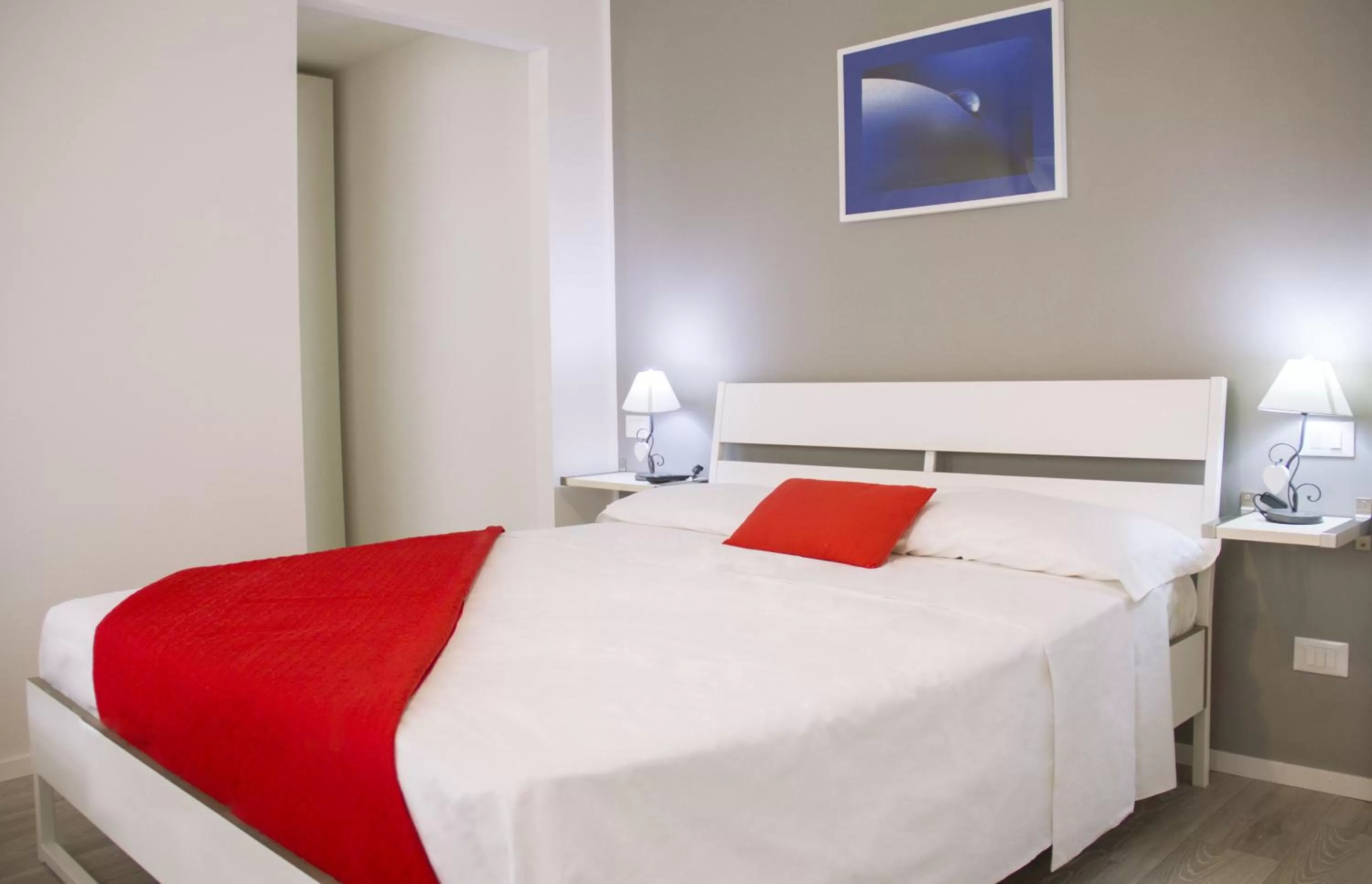 Bedroom, Bed in Domus Raffaello