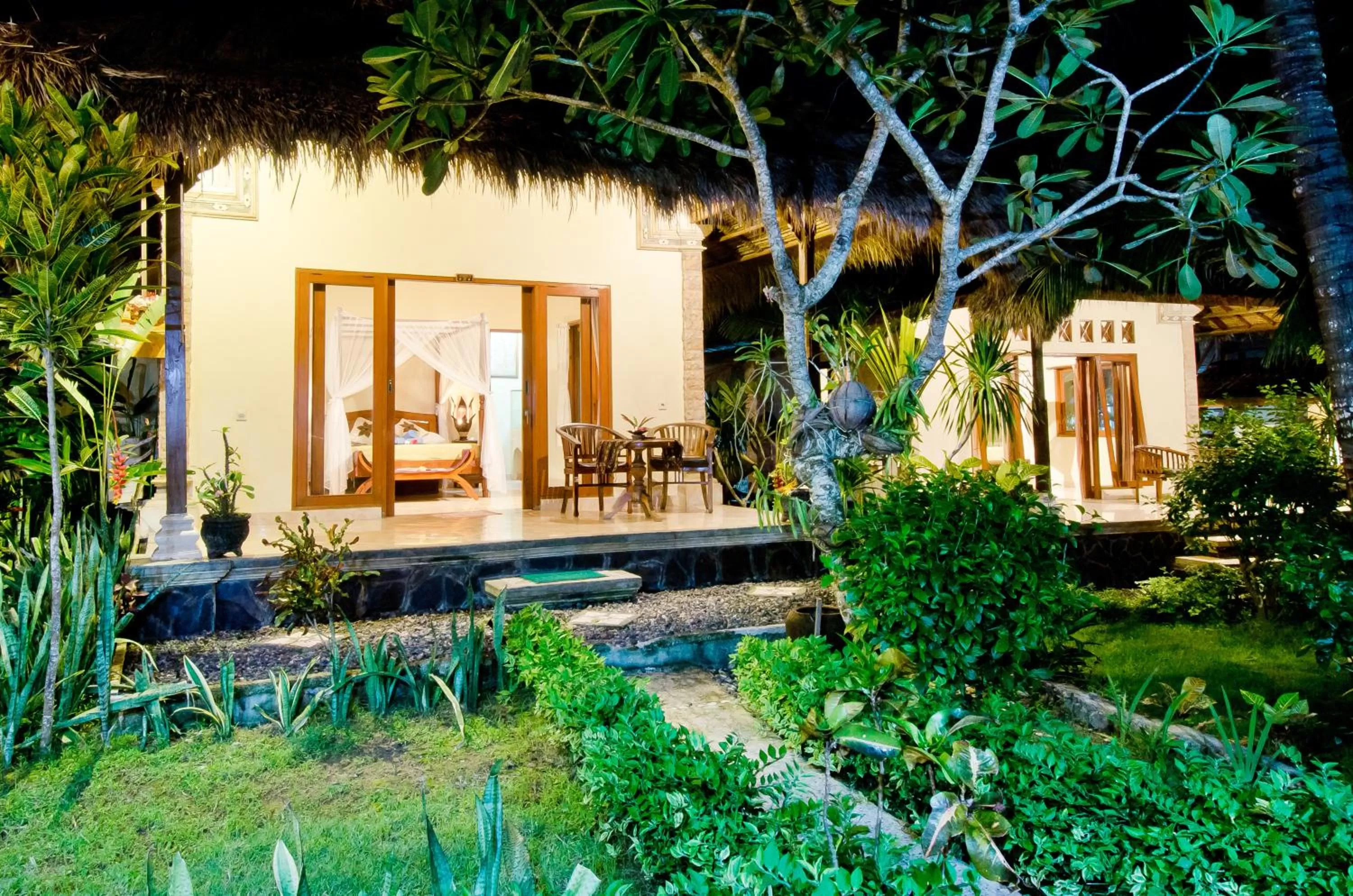 Balcony/Terrace in Mushroom Beach Bungalows
