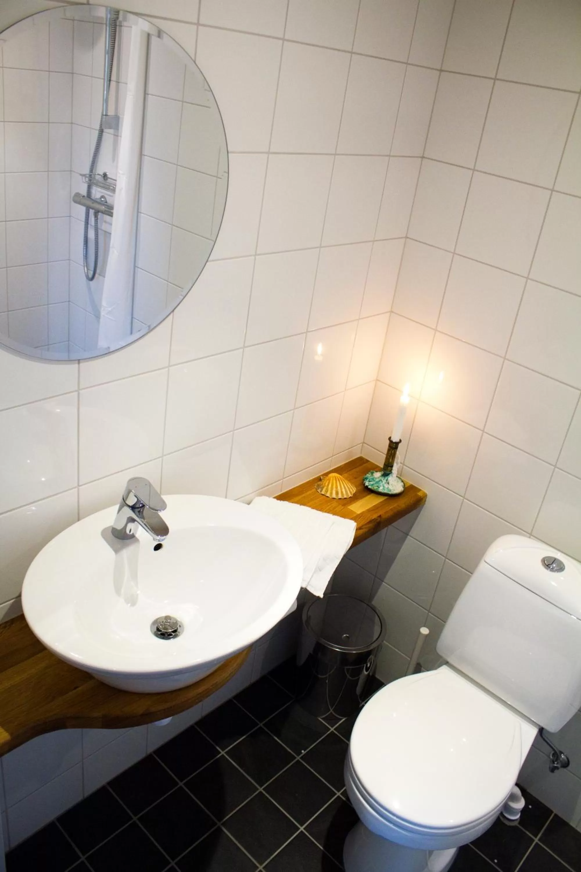 Bathroom in Everts Sjöbods Bed & Breakfast