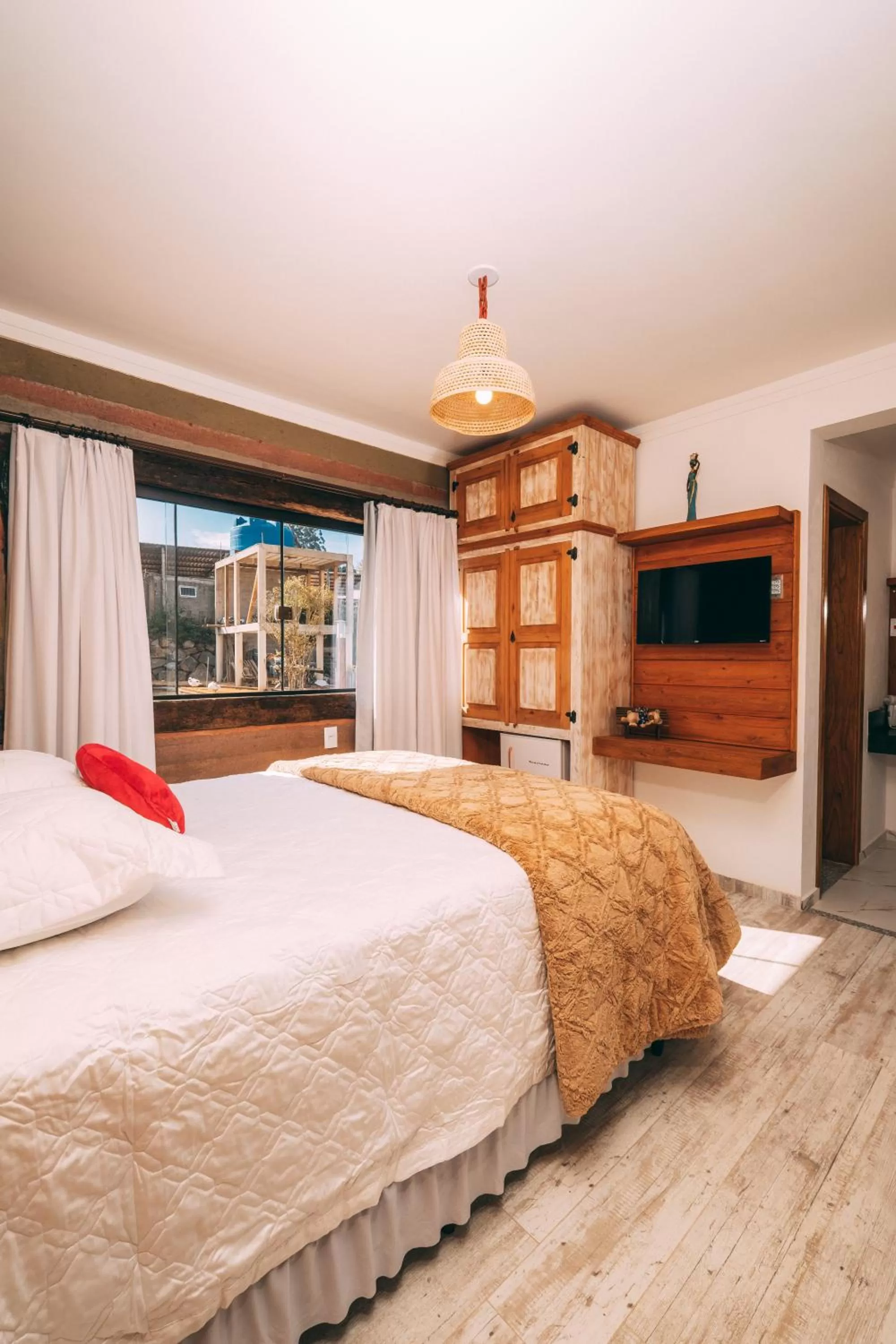 Photo of the whole room, Bed in Pousada Trem Chic