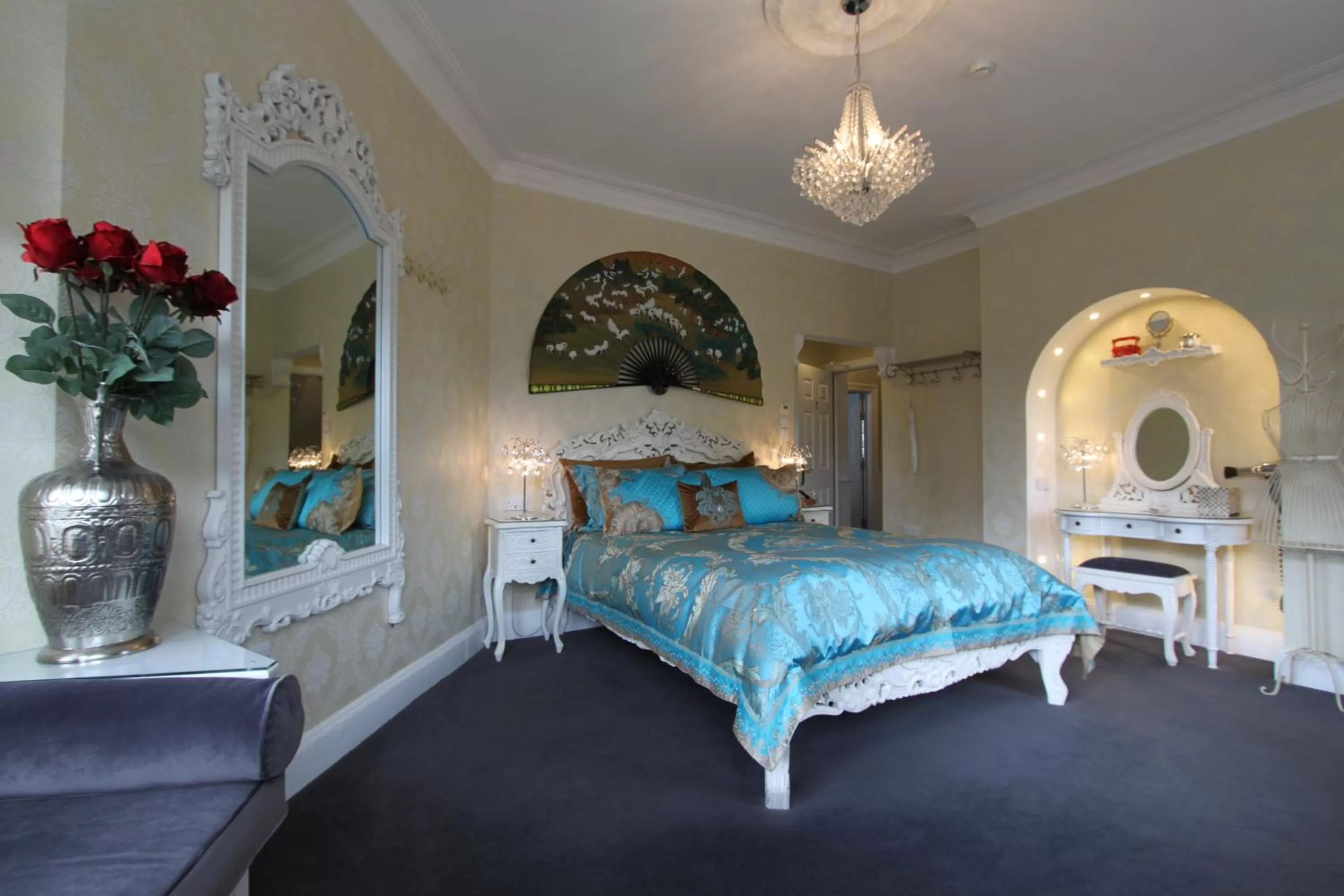 Bedroom, Bed in Tower Guest House