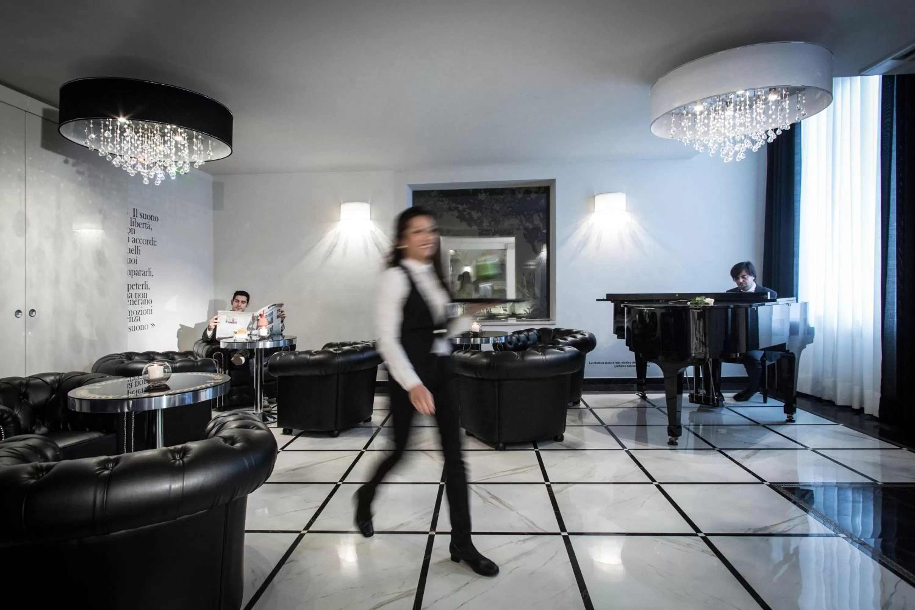 Lounge or bar in Best Western Premier Milano Palace Hotel