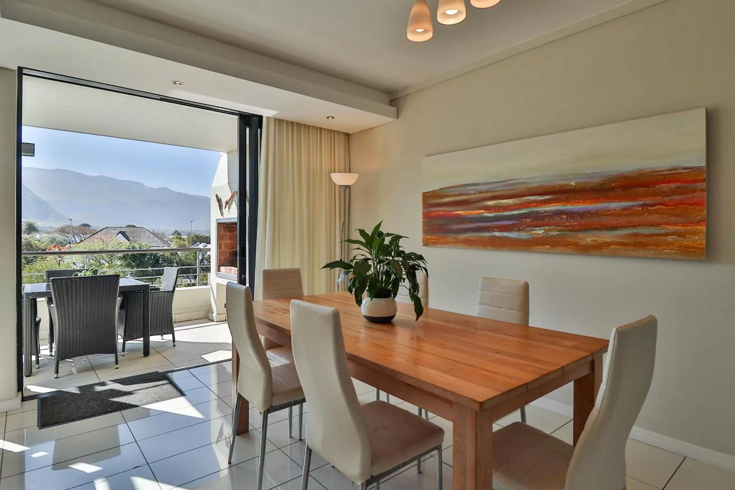 Dining area in Whale Coast All-Suite-Hotel - DCC Hotel Group