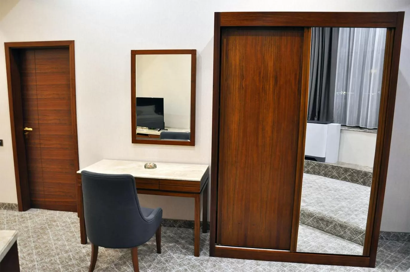 Parliament Palace Hotel