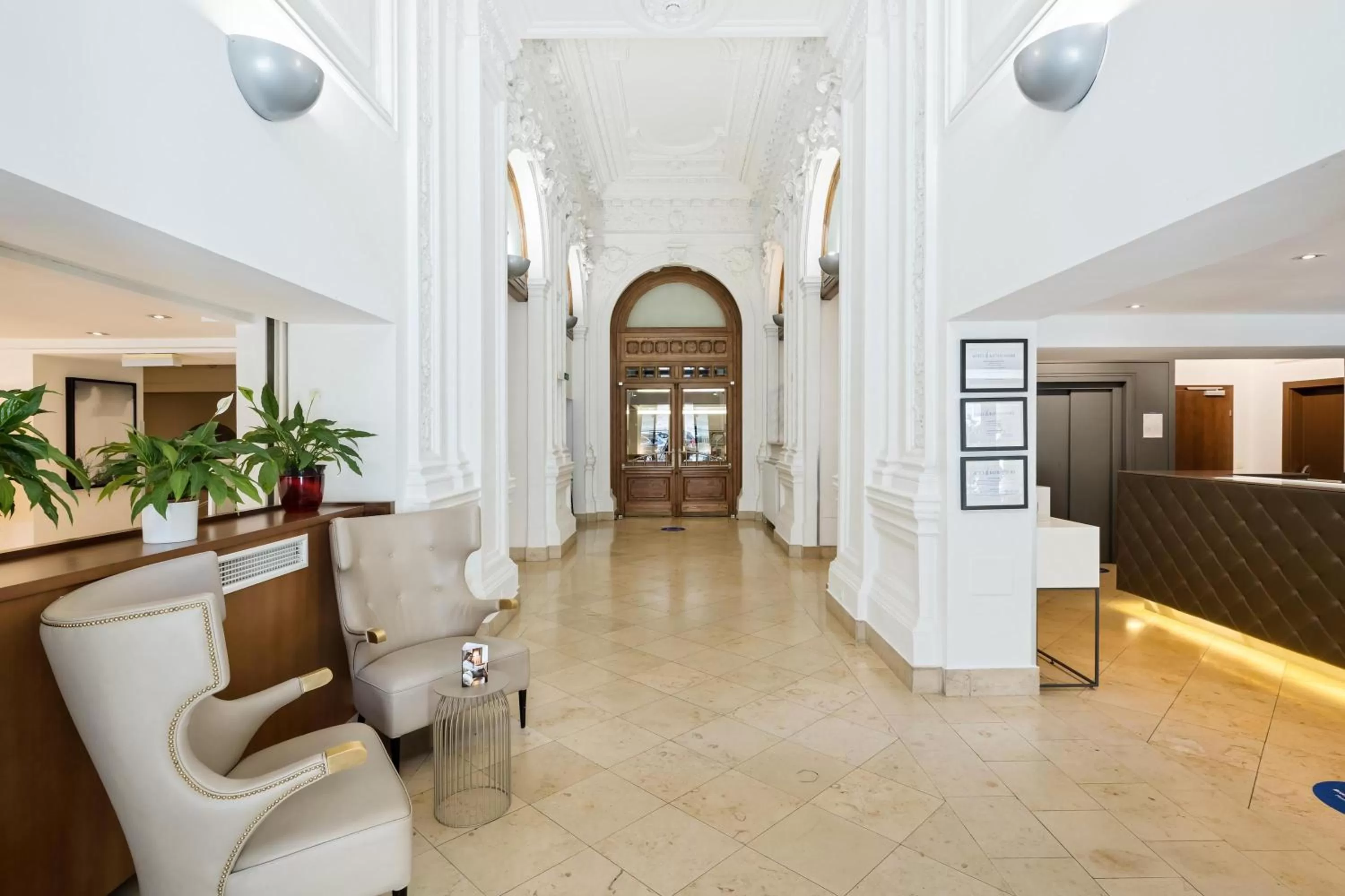 Lobby or reception in Hotel Rathauspark Wien, a member of Radisson Individuals