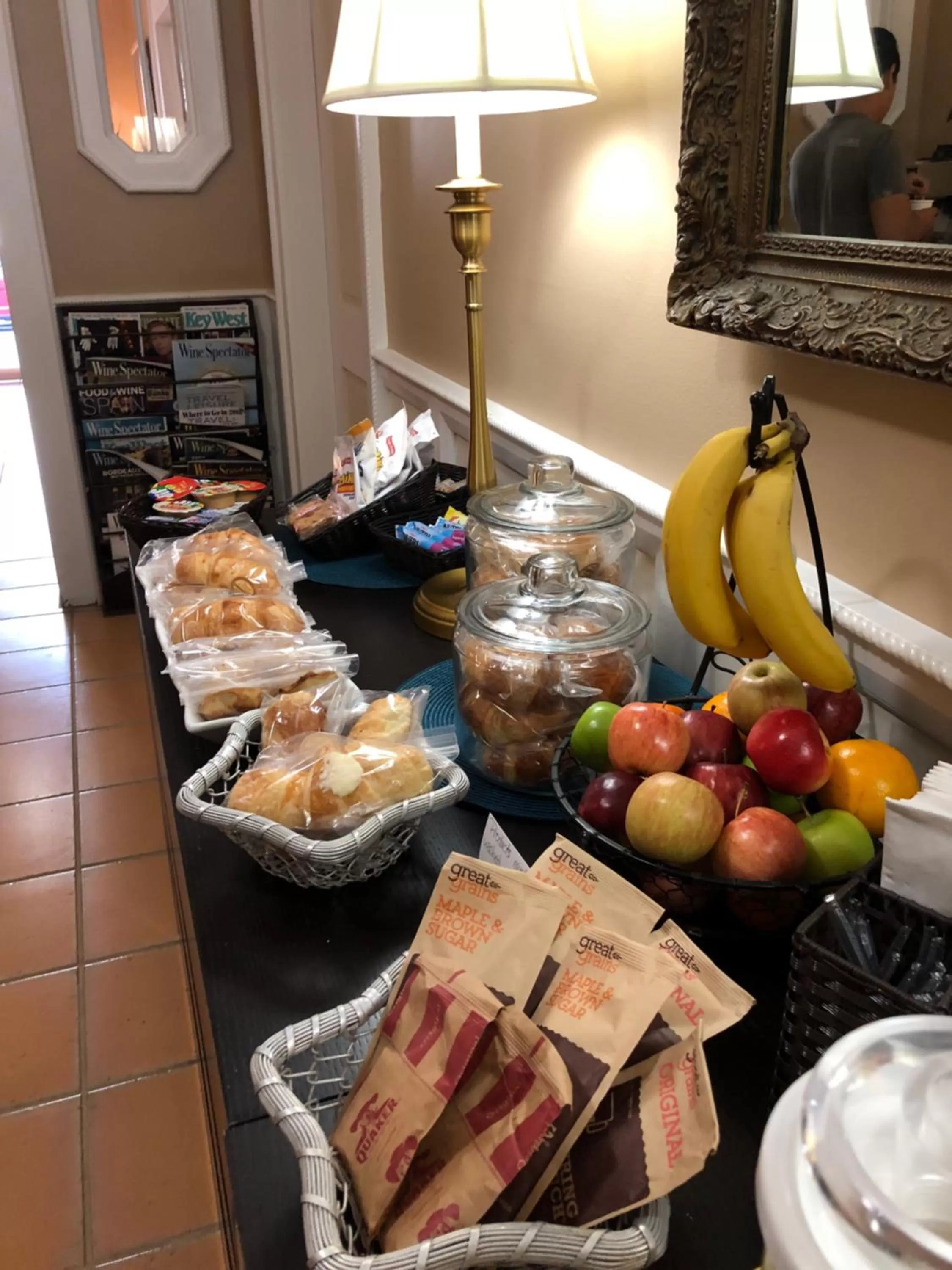 Continental breakfast in L'Habitation Guesthouse- Adult Exclusive