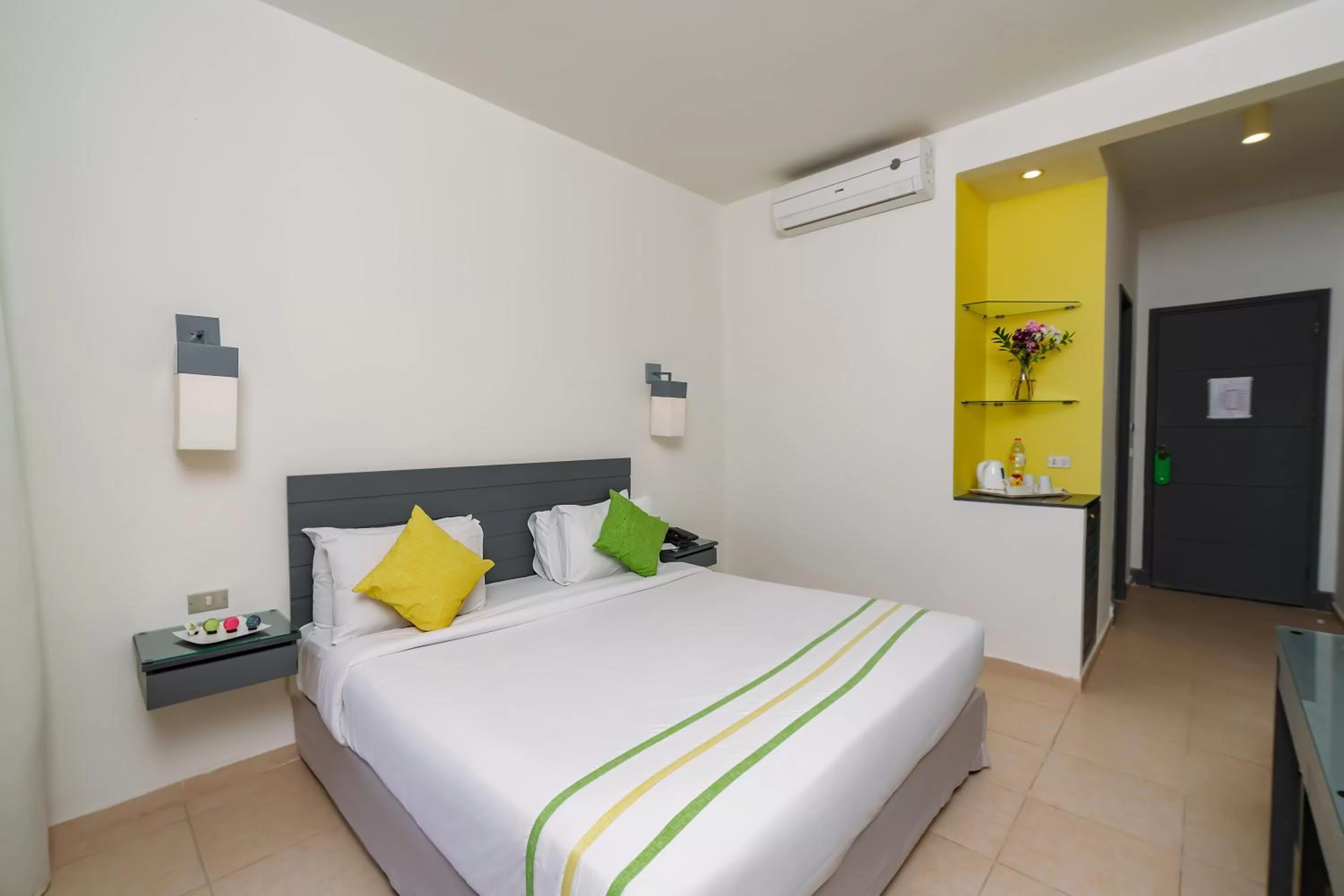 Photo of the whole room, Bed in Lemon & Soul Makadi Garden