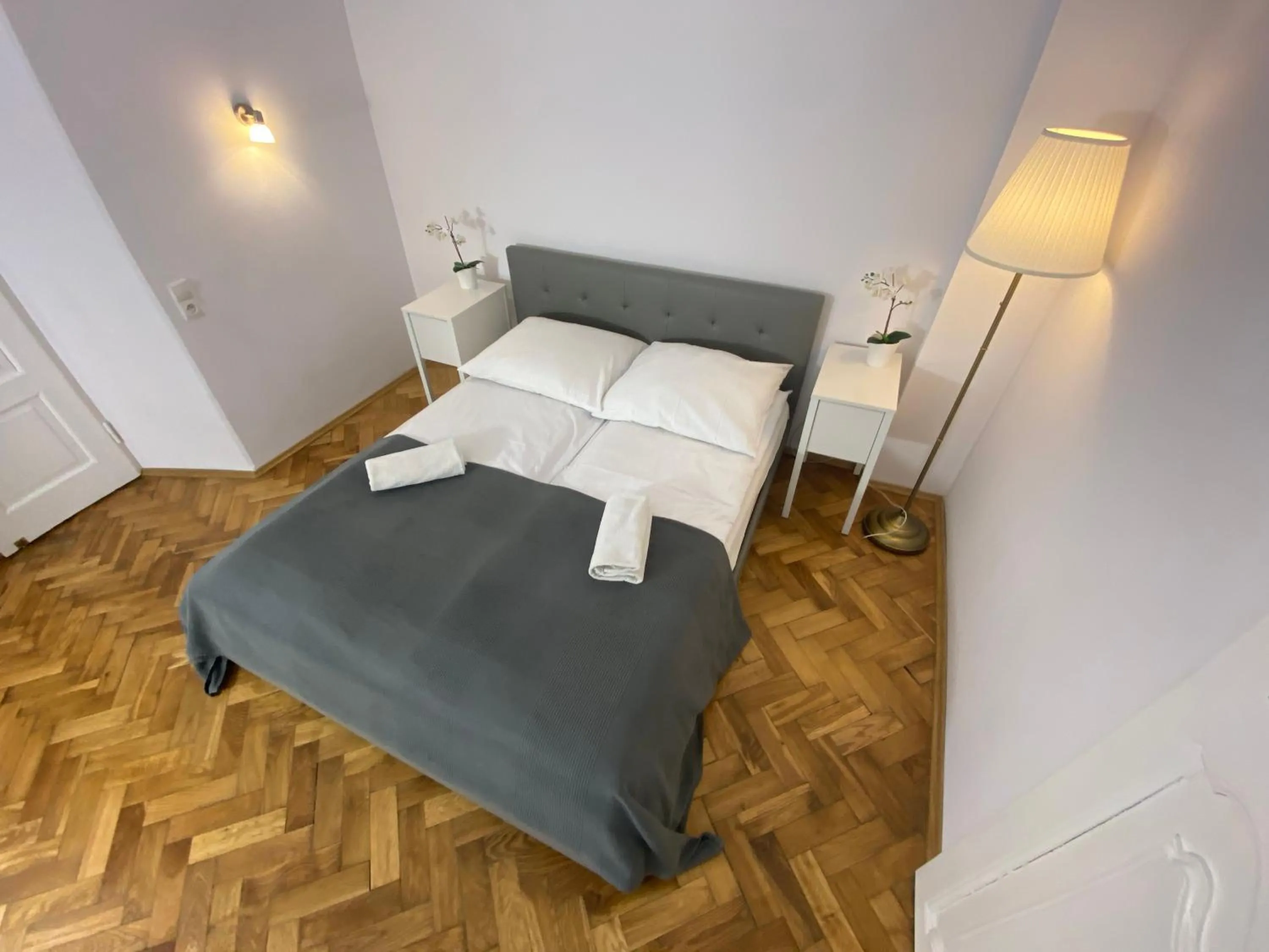 Bed in P&J Apartments Floriańska