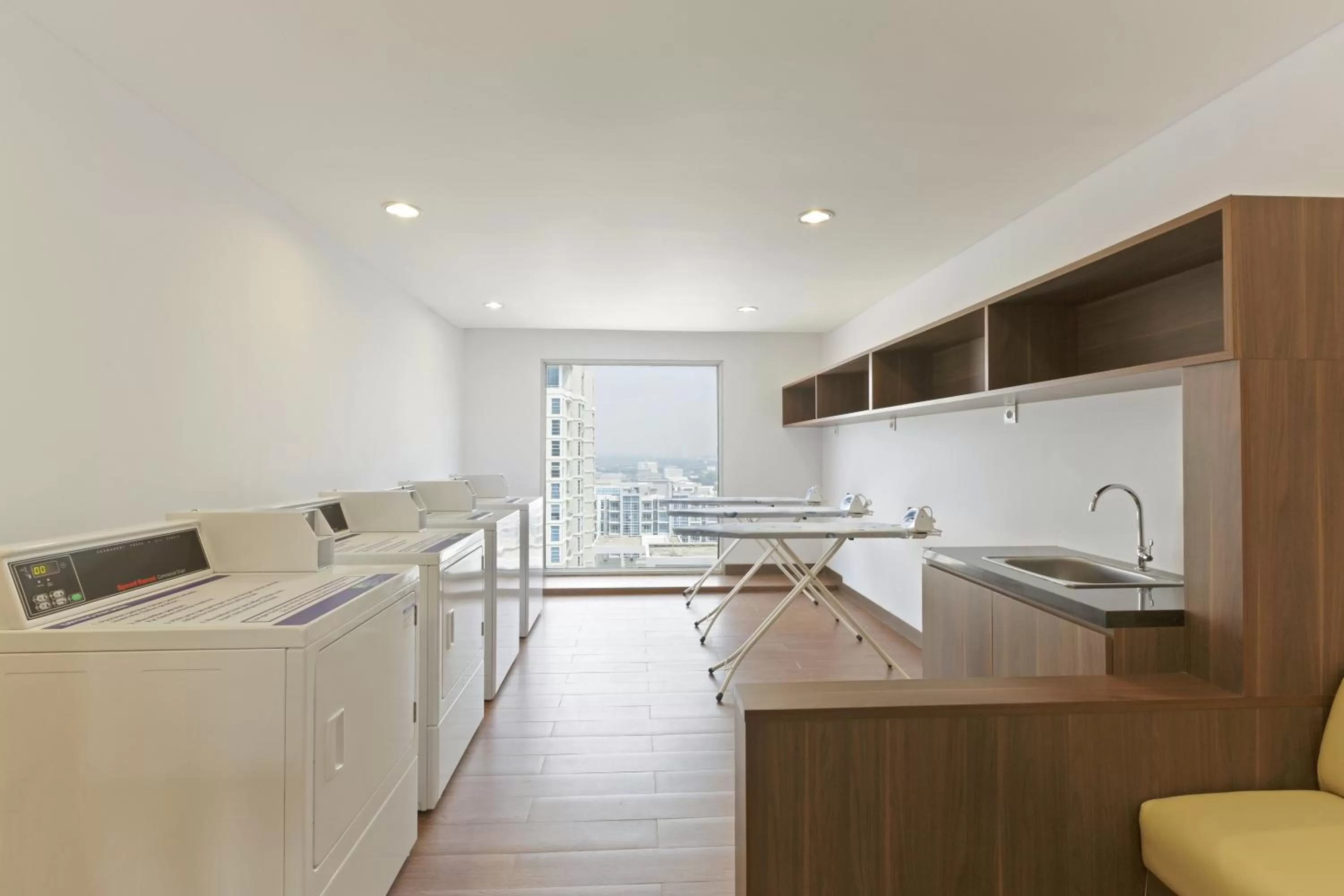 Area and facilities in Holiday Inn Express Jakarta Pluit Citygate by IHG