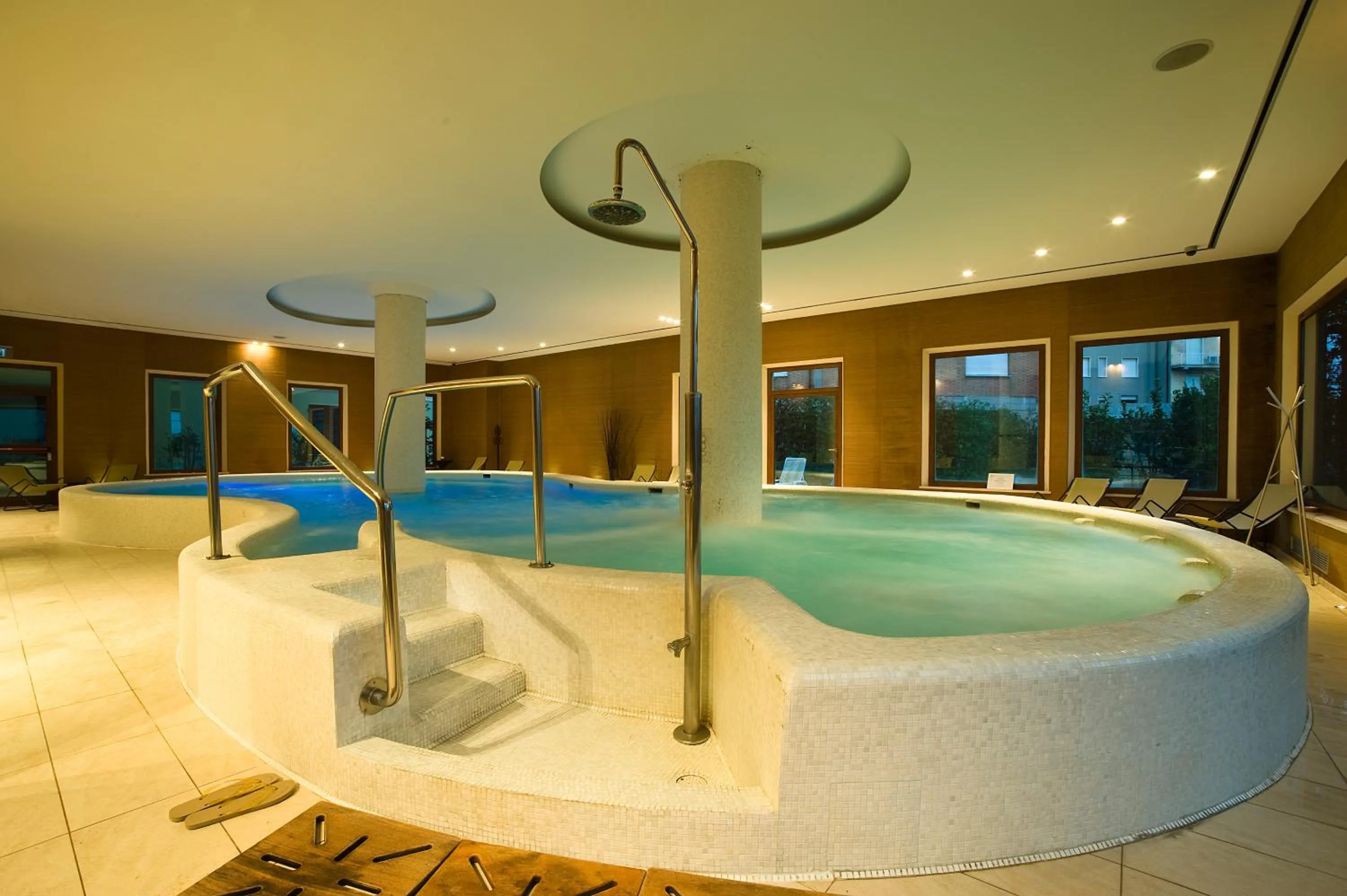 Hot Tub in Hotel Villa Ricci & Benessere