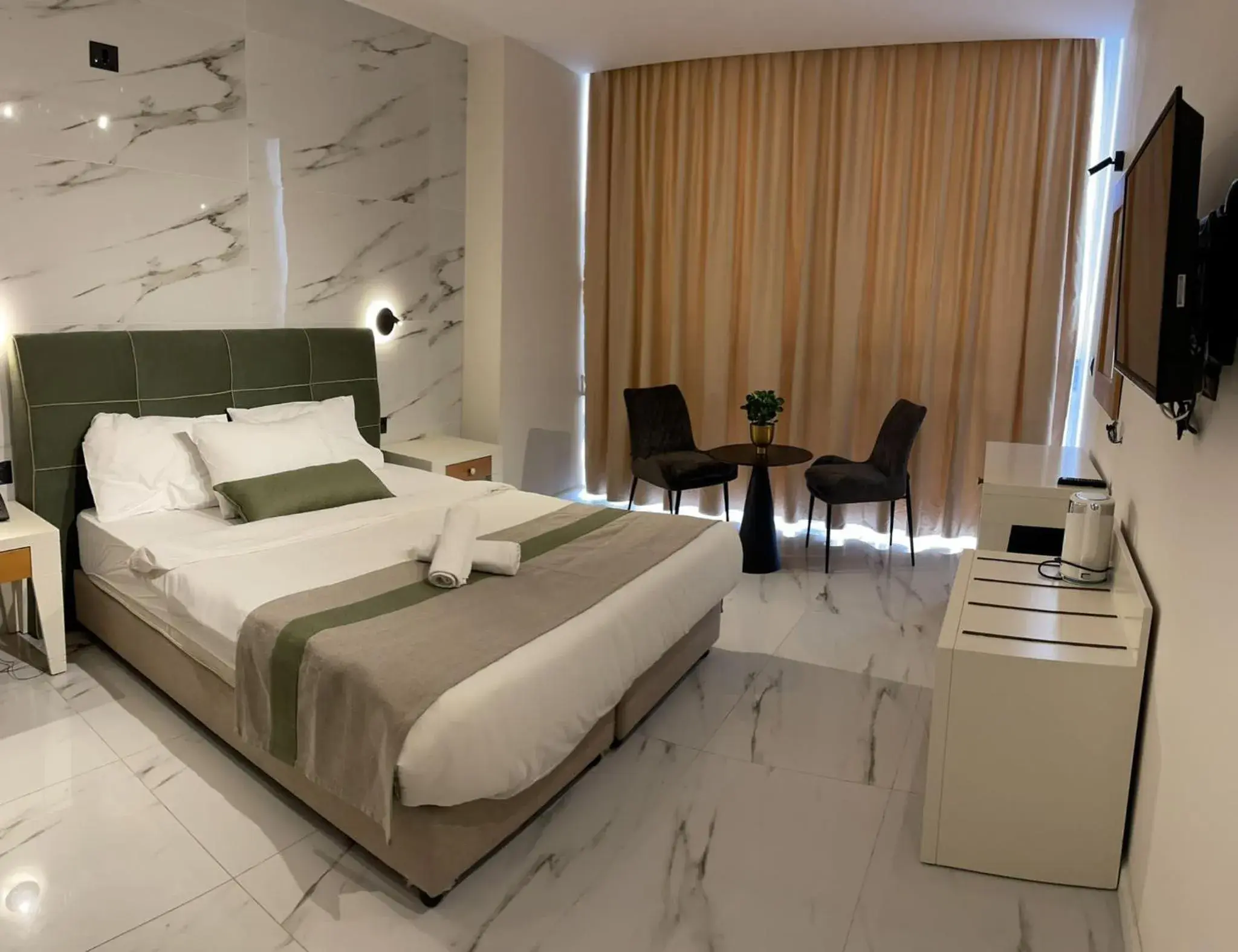 Deluxe Double Room in Tabar Hotel Deluxe Double Room in Tabar Hotel