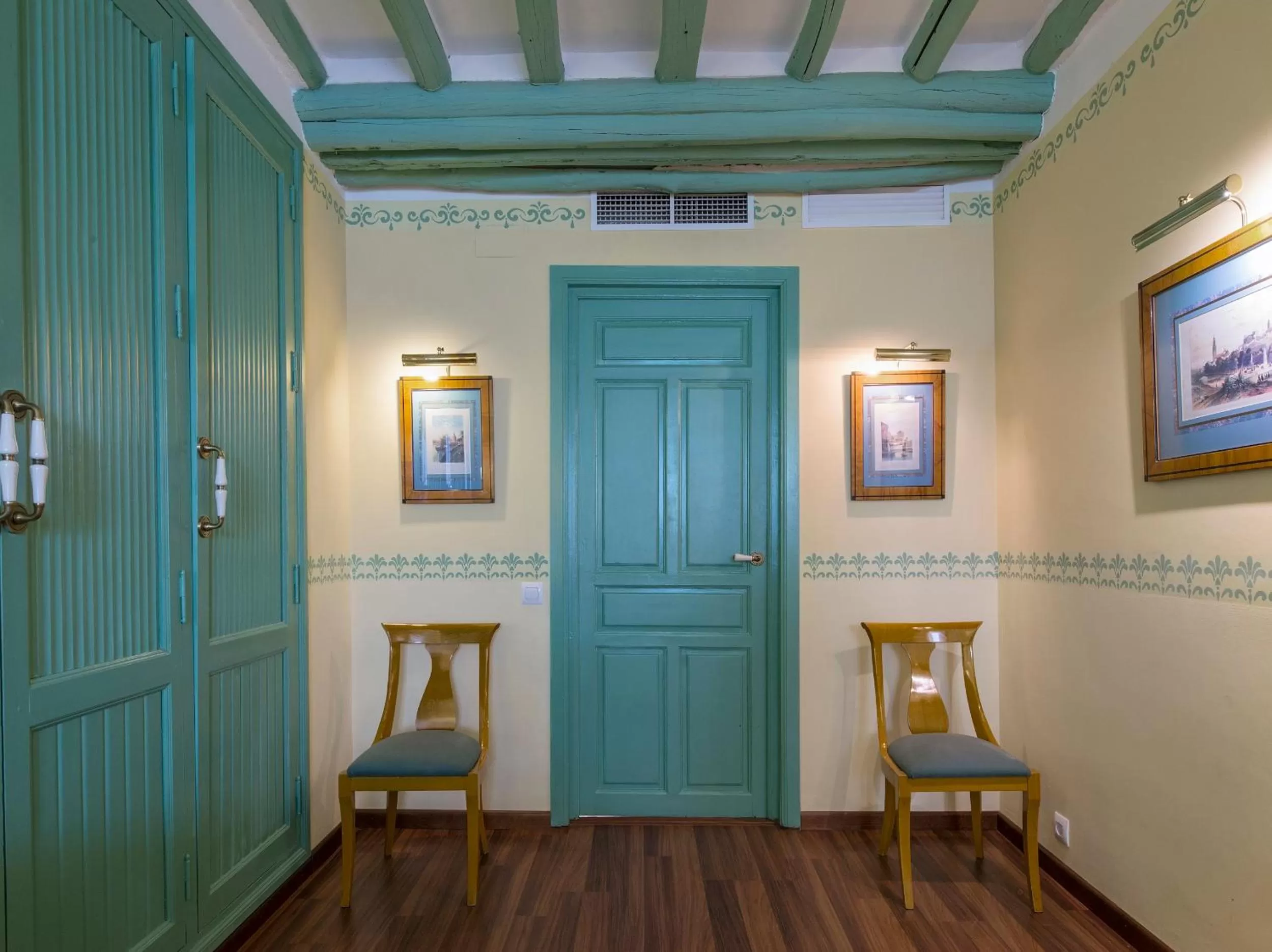 Decorative detail in Hotel Las Casas de la Judería