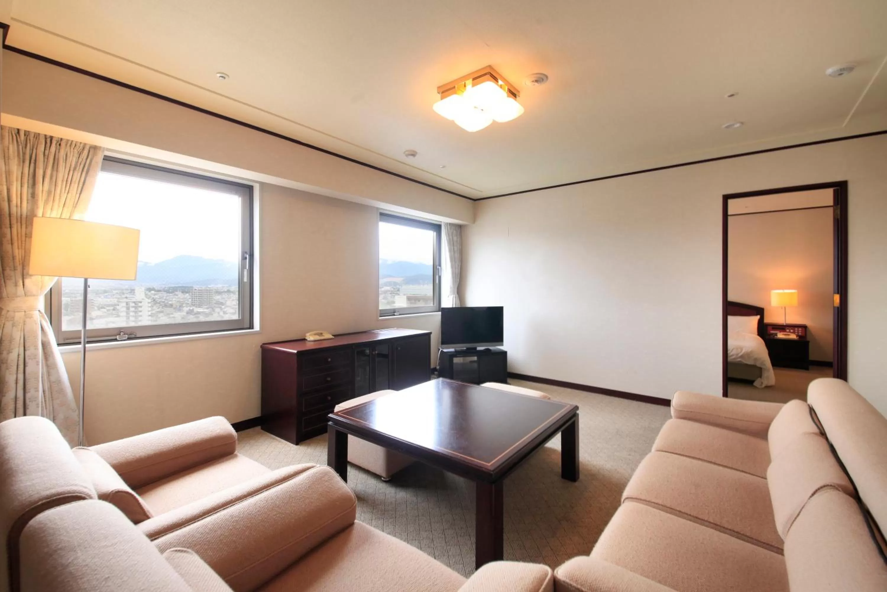 Photo of the whole room in Quintessa Hotel Ogaki