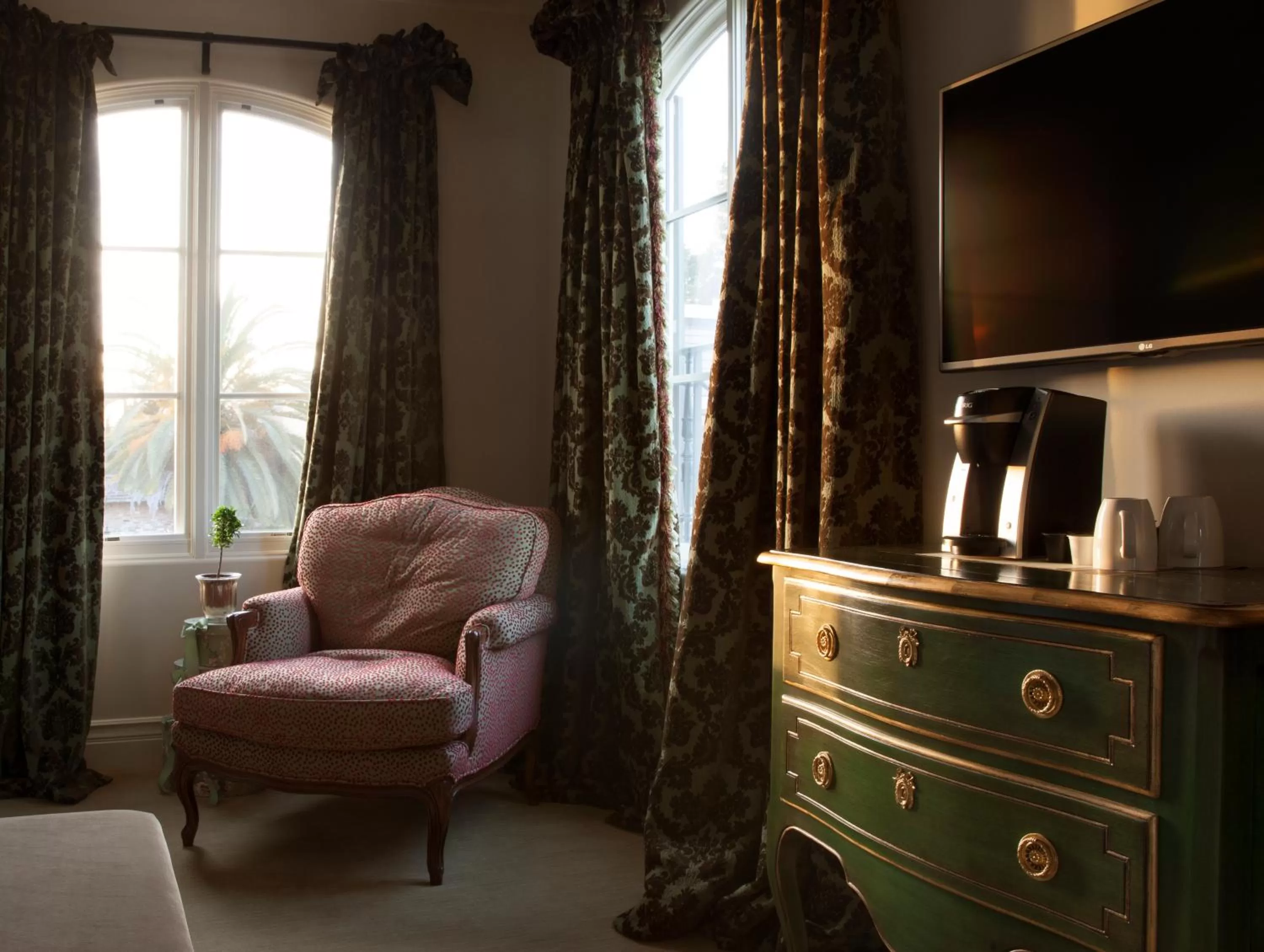 Seating area in Enchante Boutique Hotel