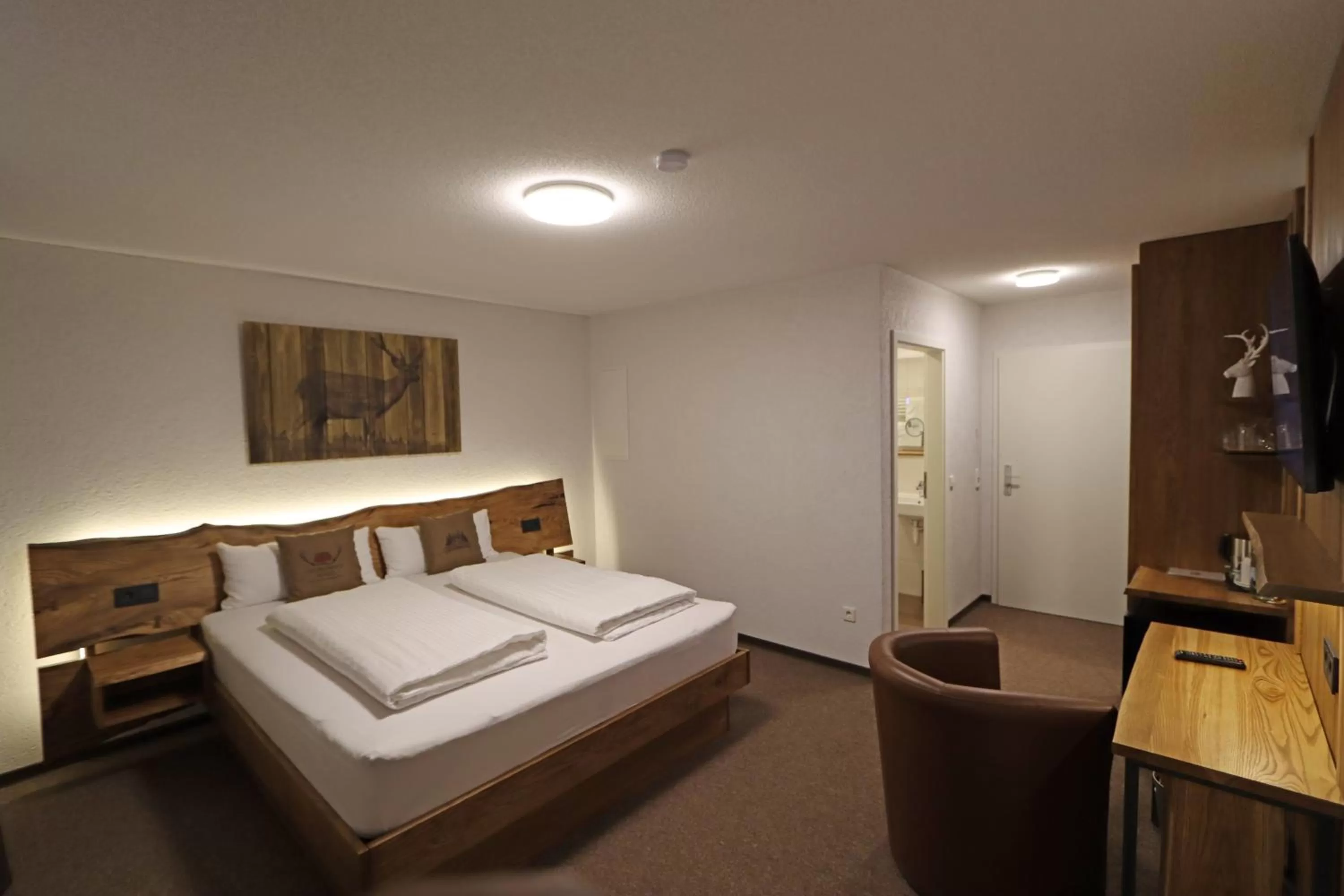 TV and multimedia in Hotel Kreuz Höhengasthof