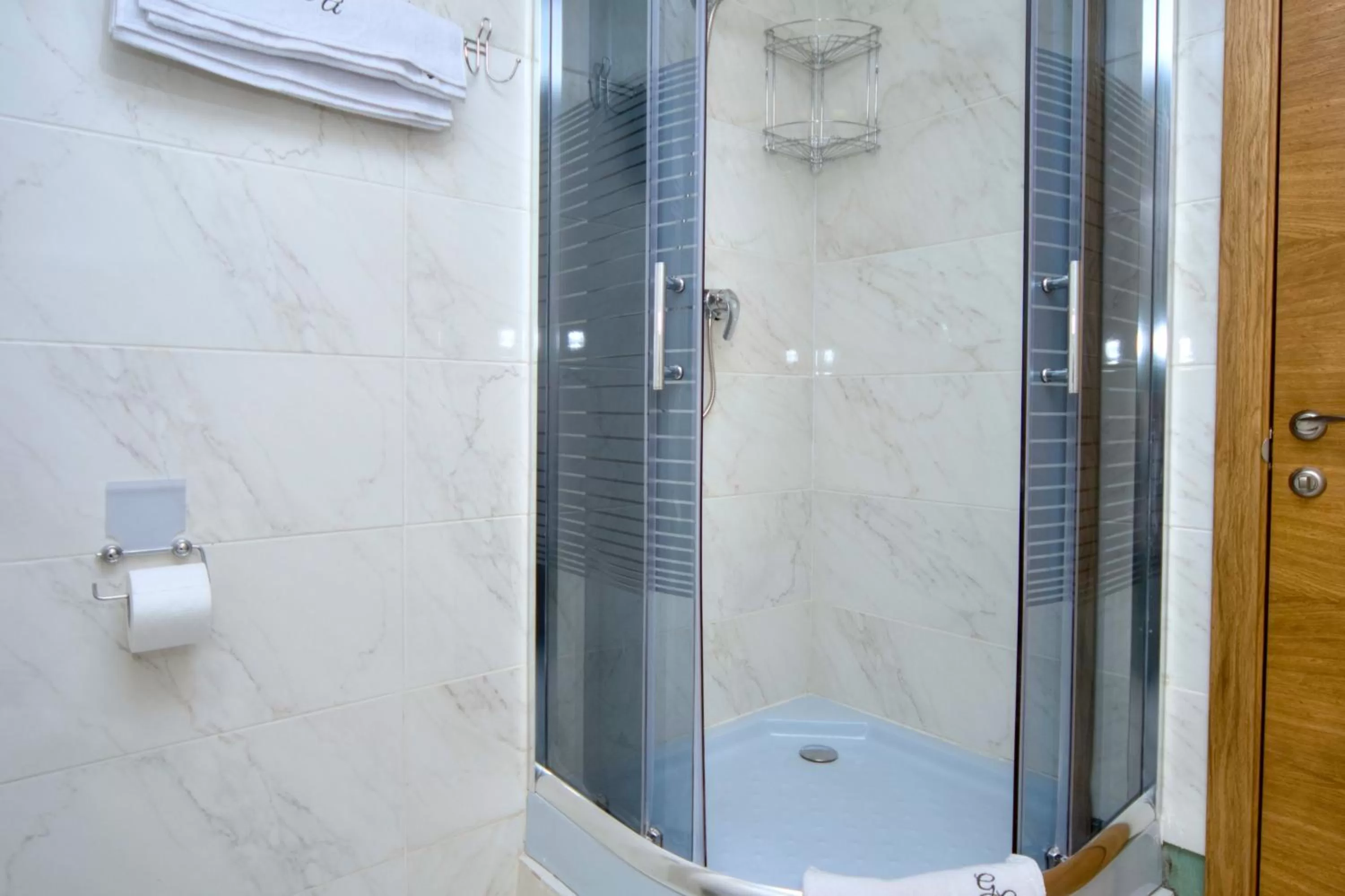 Shower in Grand Apartments