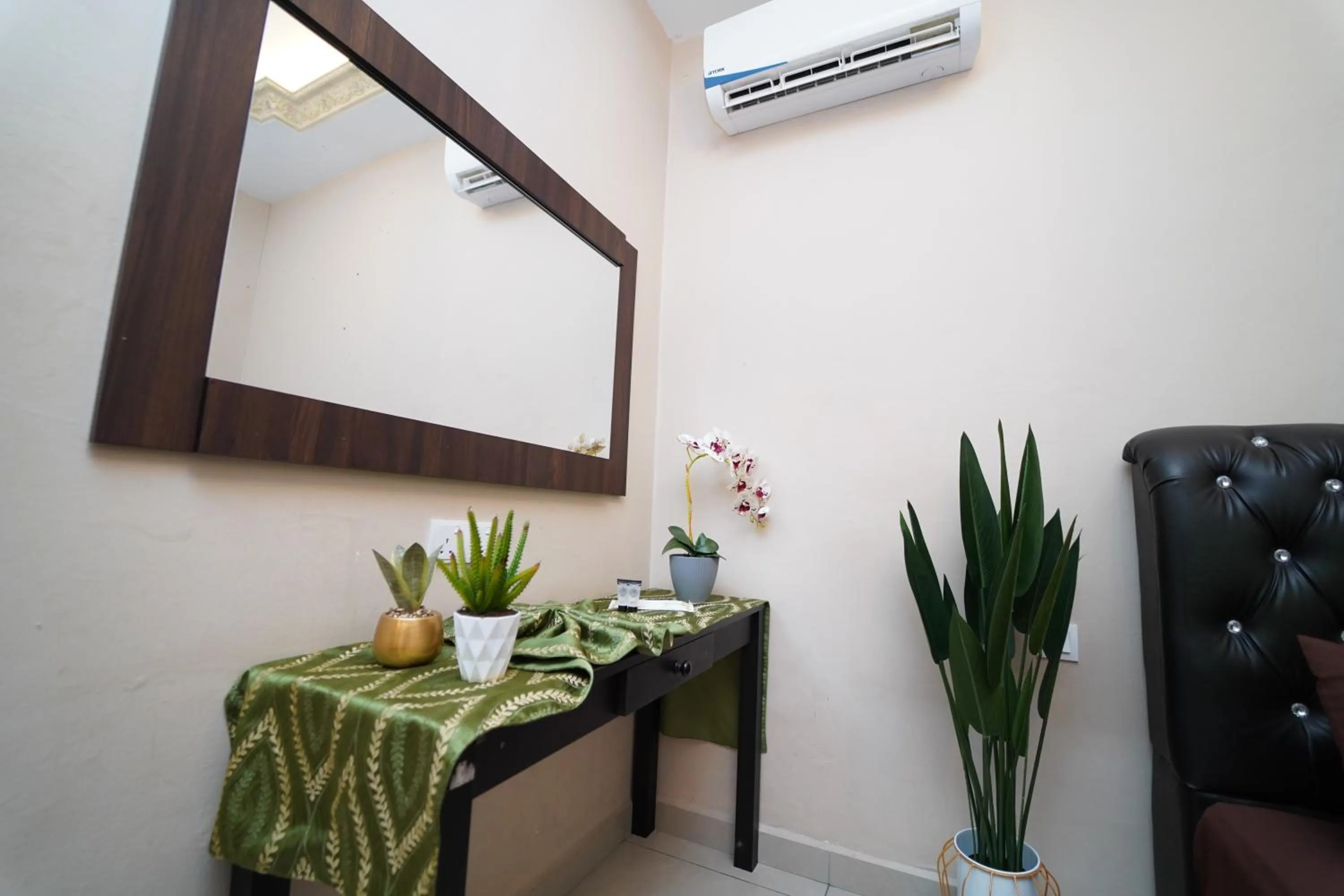 Ghazrin's Classic Hotel JB