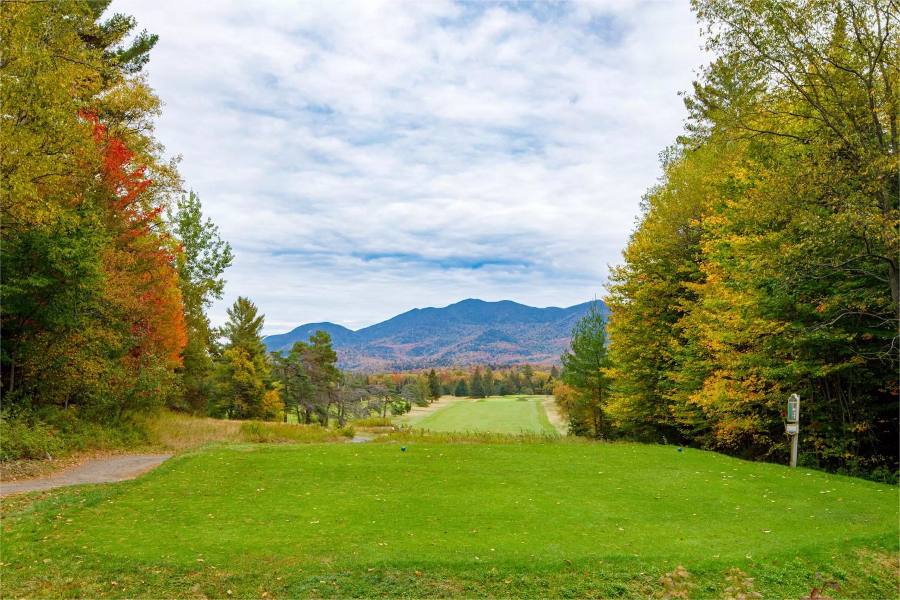 Golfcourse in Crowne Plaza Lake Placid by IHG