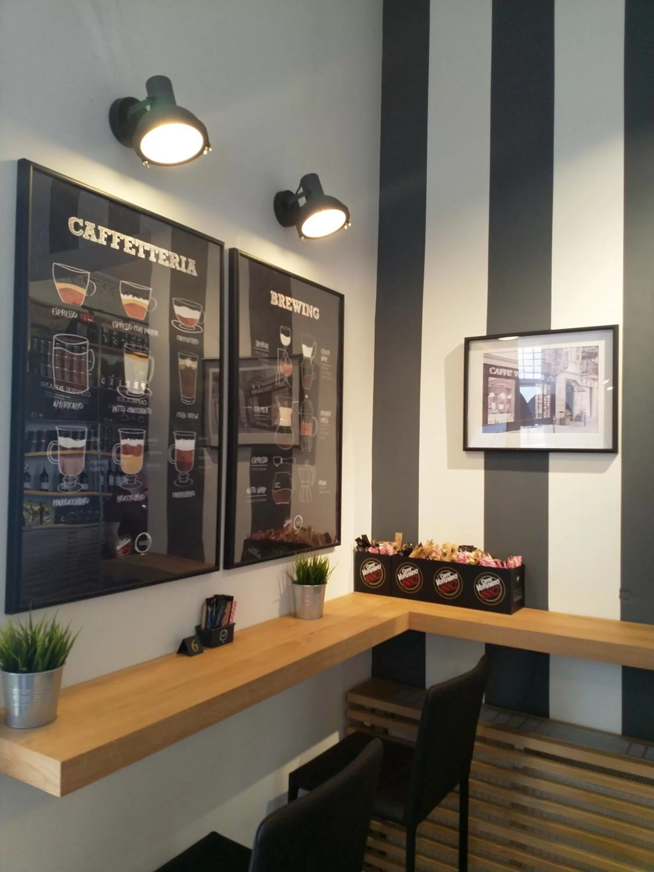 Lounge or bar in The Strand Hotel, the former residence of Oscar Wilde