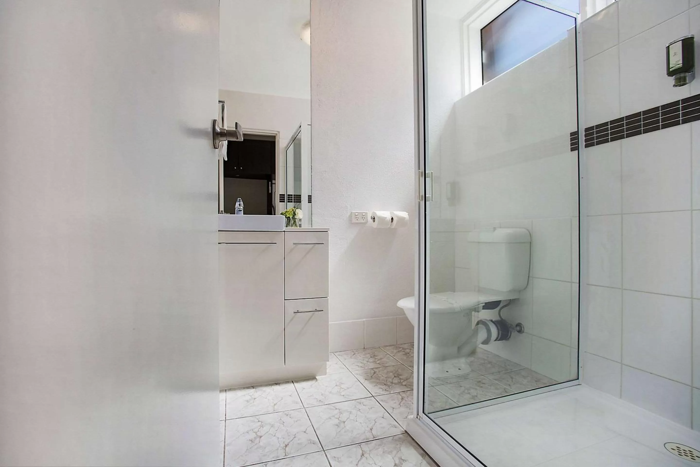 Bedroom in Comfort Inn Western