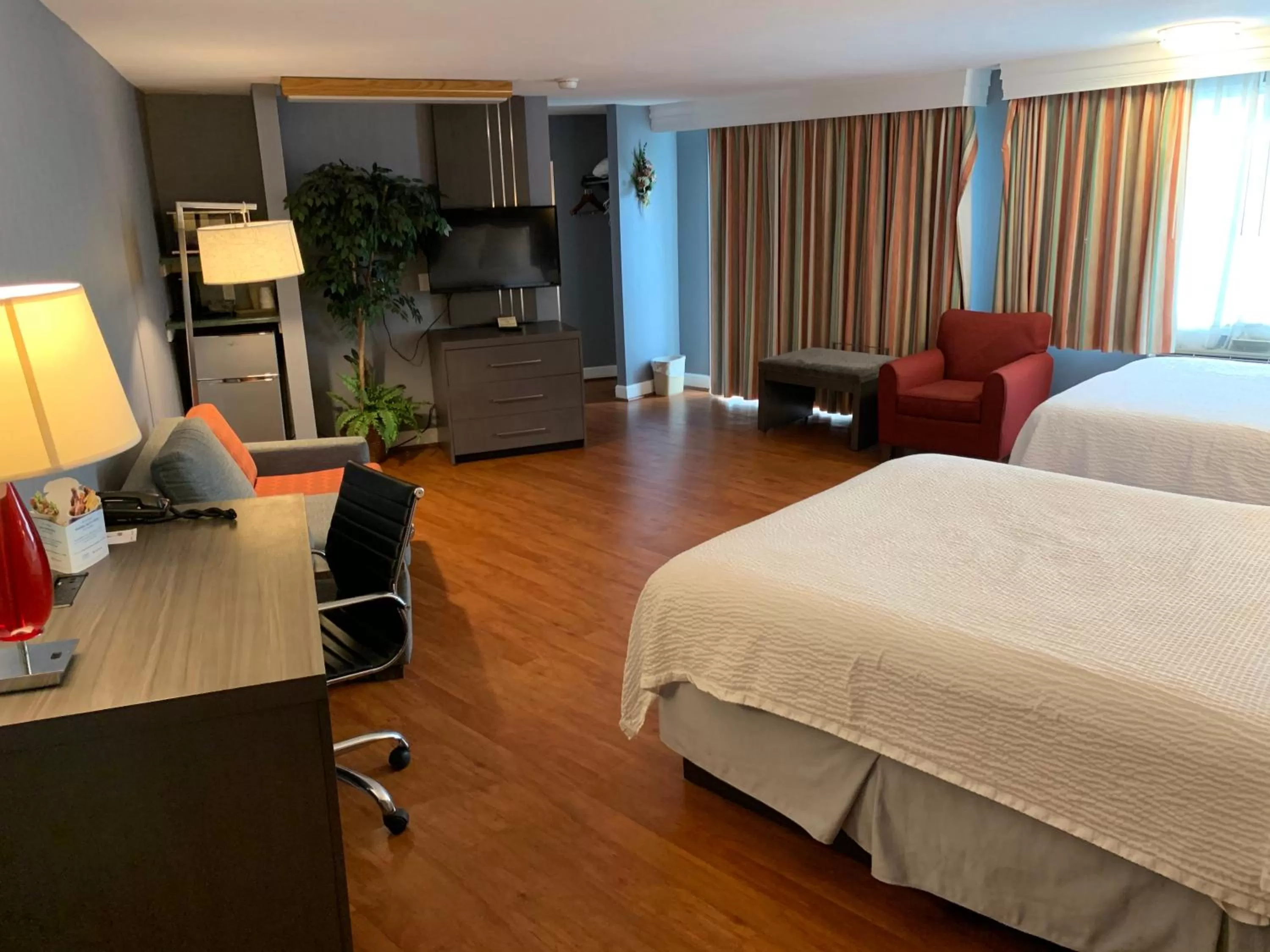 Bed in Super 8 by Wyndham Sturbridge