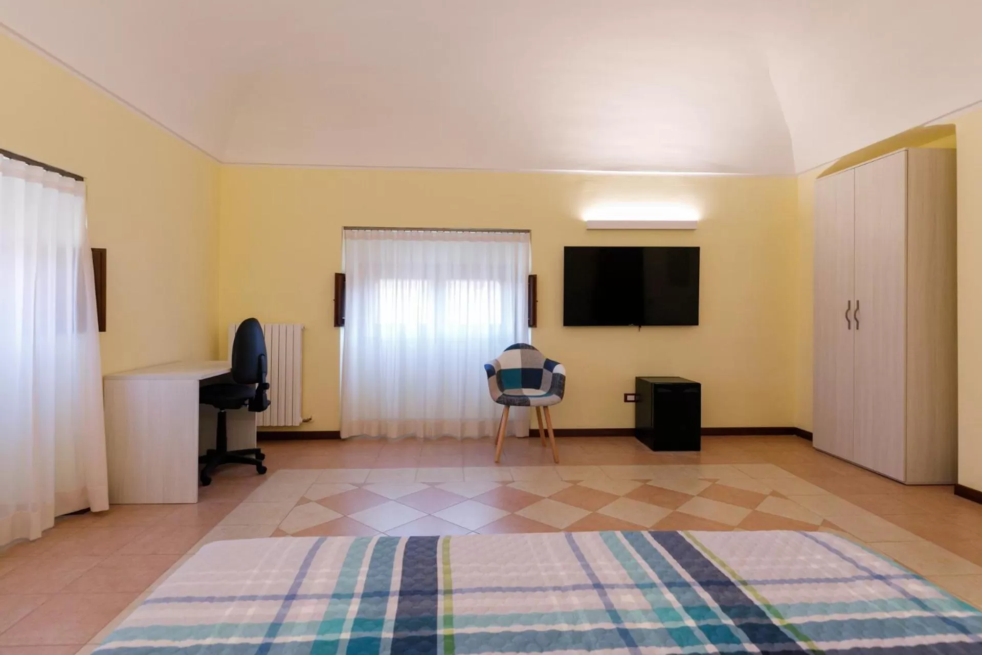 TV/Entertainment Center in B&B Lanciano