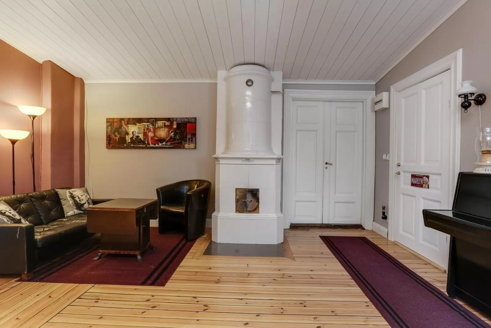 Communal lounge/ TV room in HagbackensGård Bed&Breakfast