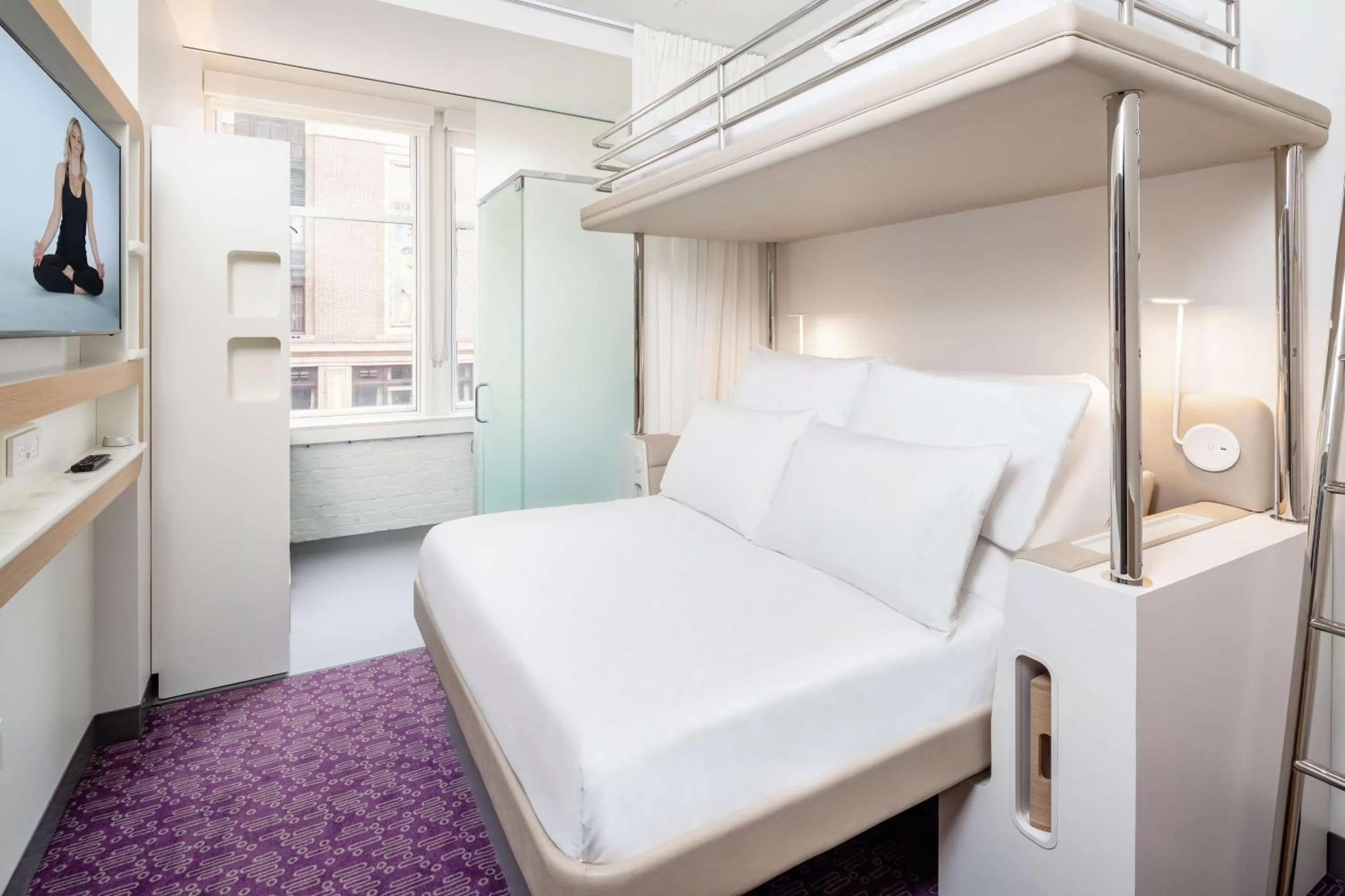 Photo of the whole room, Bed in Yotel San Francisco