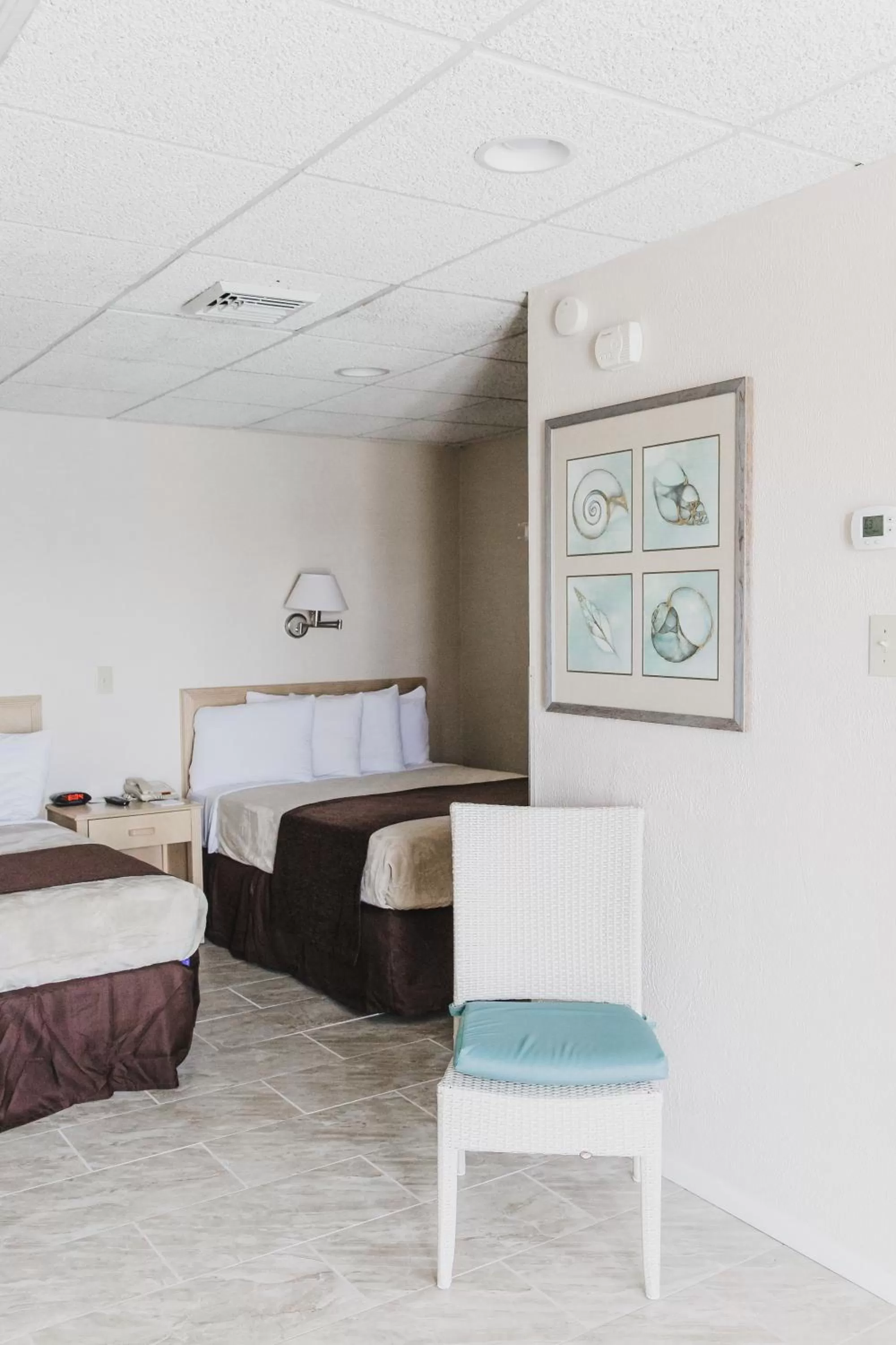 Bed in Heart of Wildwood Boardwalk Motel