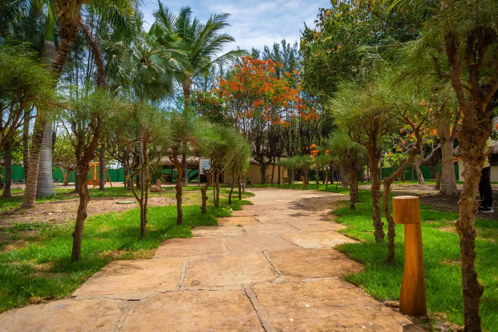 Garden in Sun City Rota das Emoções